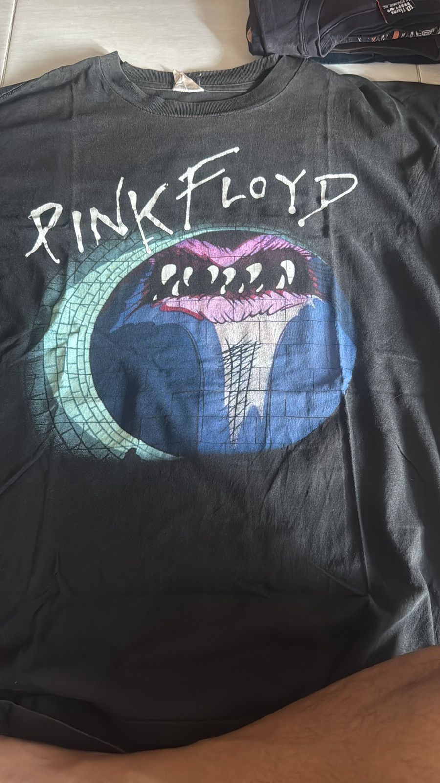 Pink Floyd Pink Floyd “The Wall” vintage T shirt Size US XXL / EU 58 / 5 - 1 Thumbnail