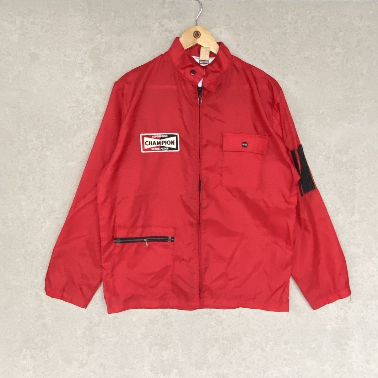Other Vintage Champion Windbreaker Jacket With Black Accents SizeL Size US L / EU 52-54 / 3 - 1 Thumbnail