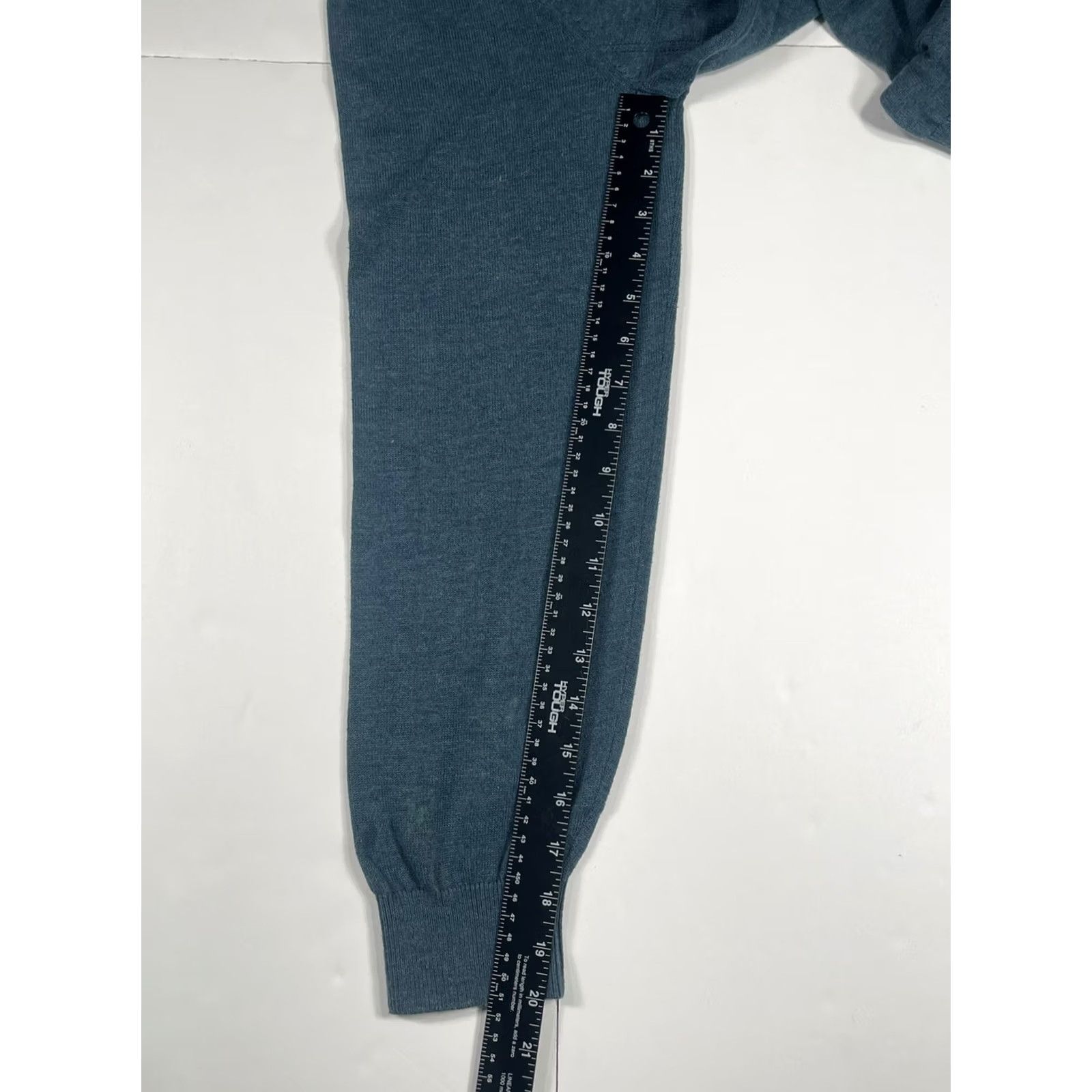 Van Heusen Van Heusen Men’s Gray Long Sleeve Pullover 1/4 Zip Knit Sweater Size M Medium Size US M / EU 48-50 / 2 - 6 Thumbnail