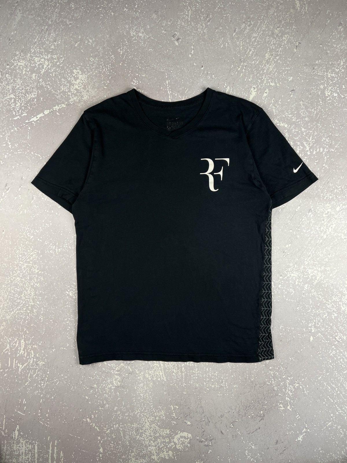 Nike Vintage Nike RF Roger Federer Tennis T Shirt Mens M Black Size US M / EU 48-50 / 2 - 1 Thumbnail