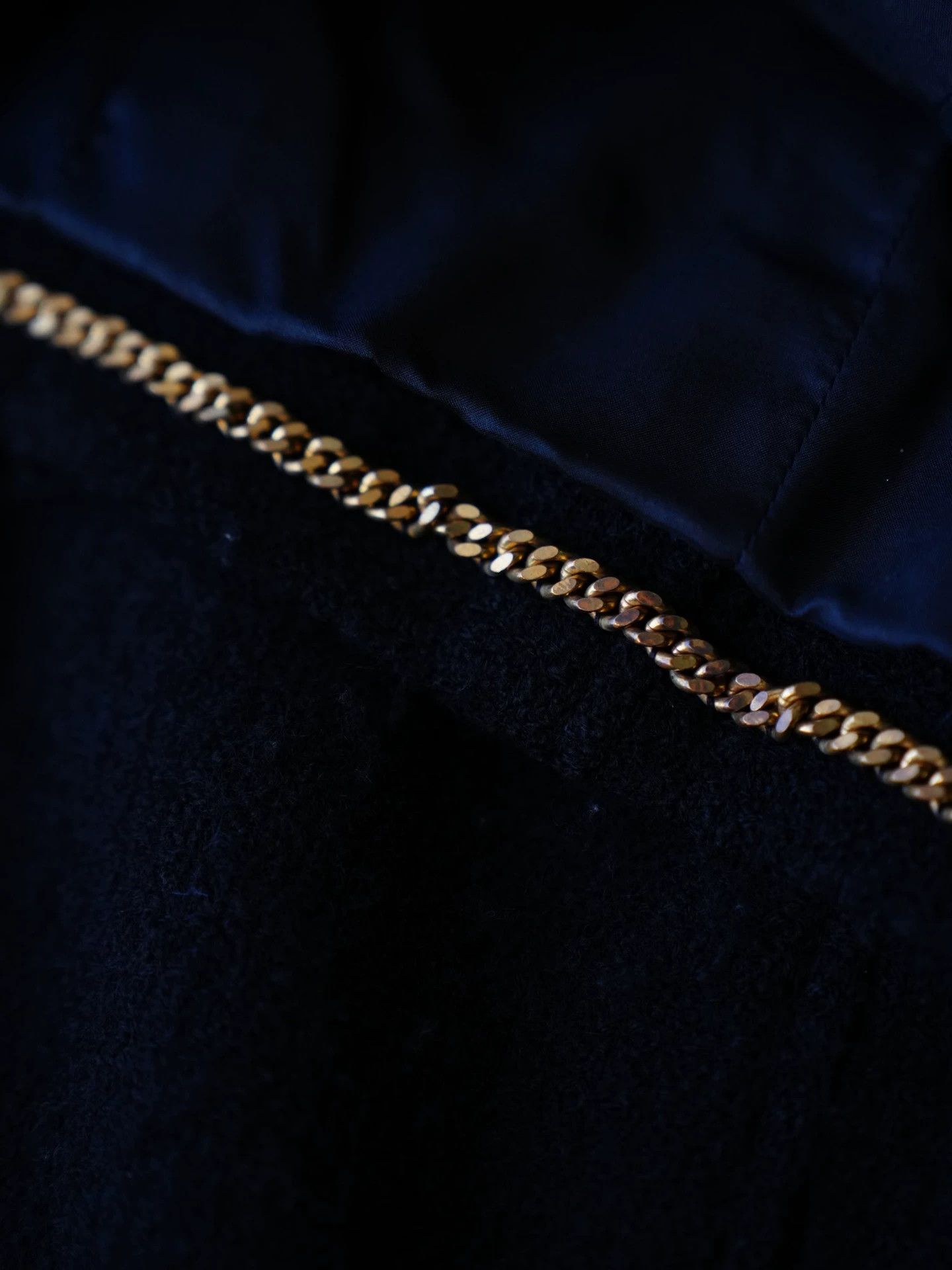 Chanel Chanel 1986 Runway Clover Gold-Button Suit Skirt Set FR40 Size M / US 6-8 / IT 42-44 - 7 Thumbnail