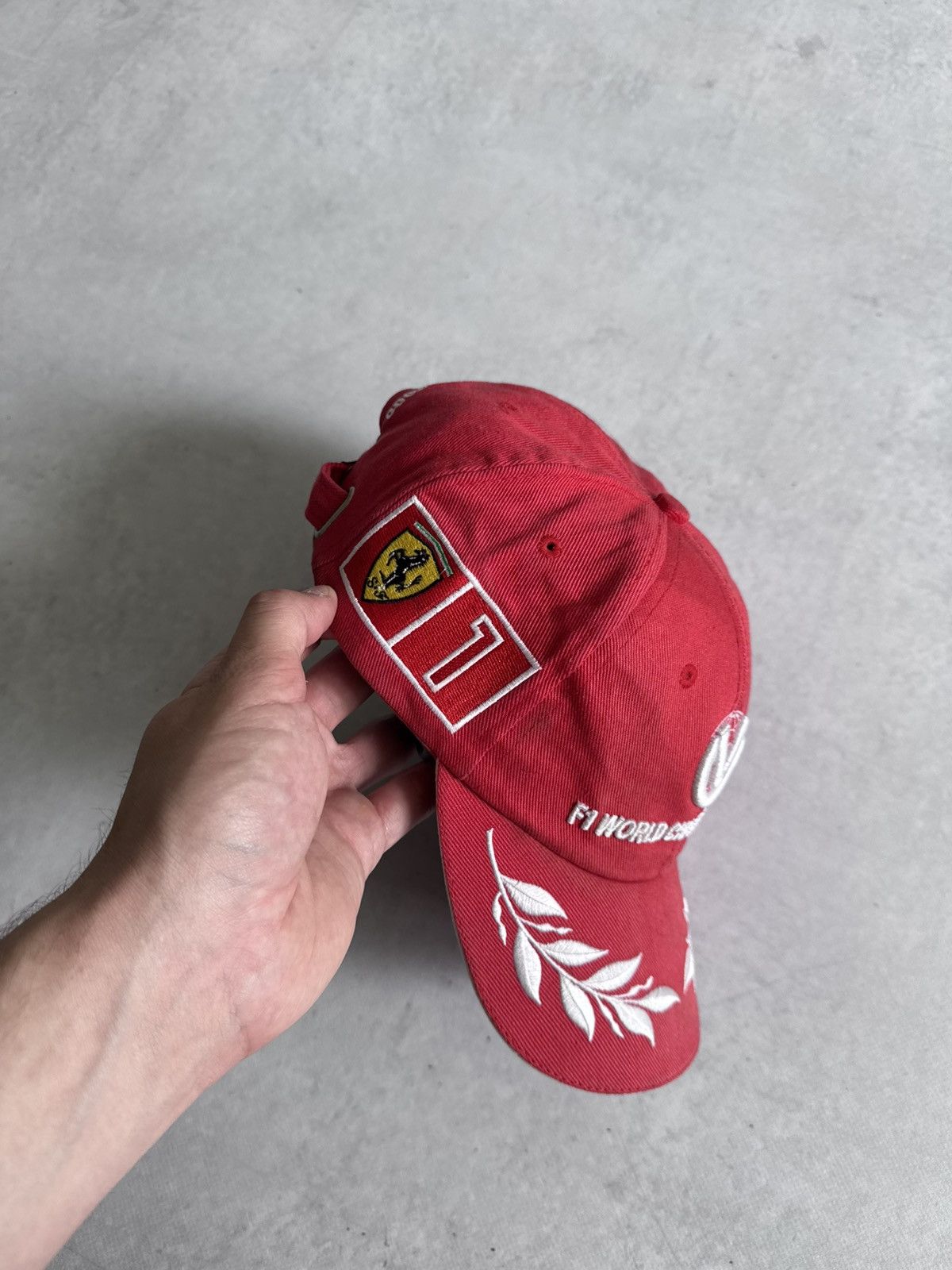 Other Vintage Michael Schumacher F1 World Champion 2000 Unisex Cap Size ONE SIZE - 2 Thumbnail