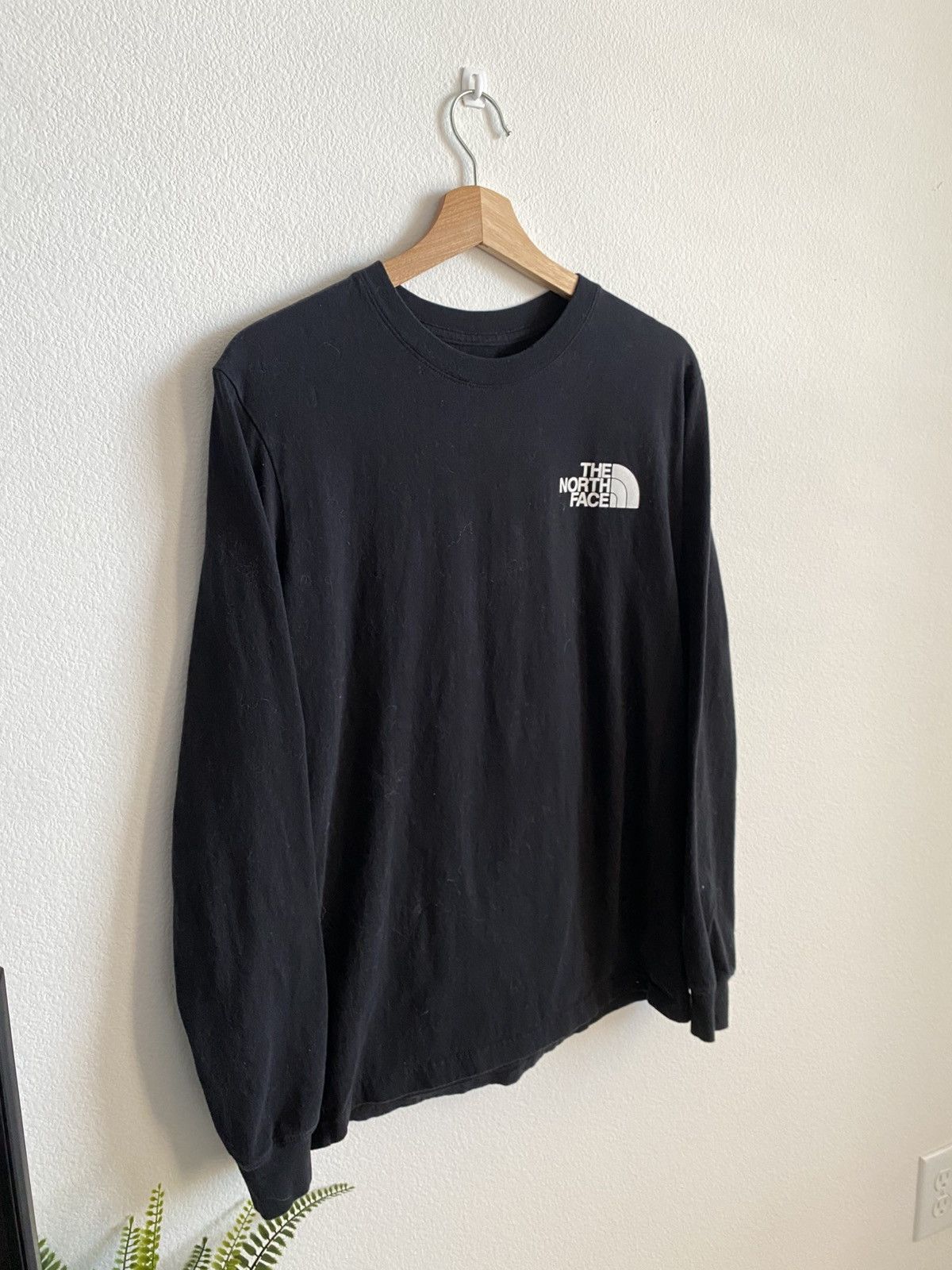 The North Face The North Face Logo Long Sleeve Tee Size US S / EU 44-46 / 1 - 4 Thumbnail