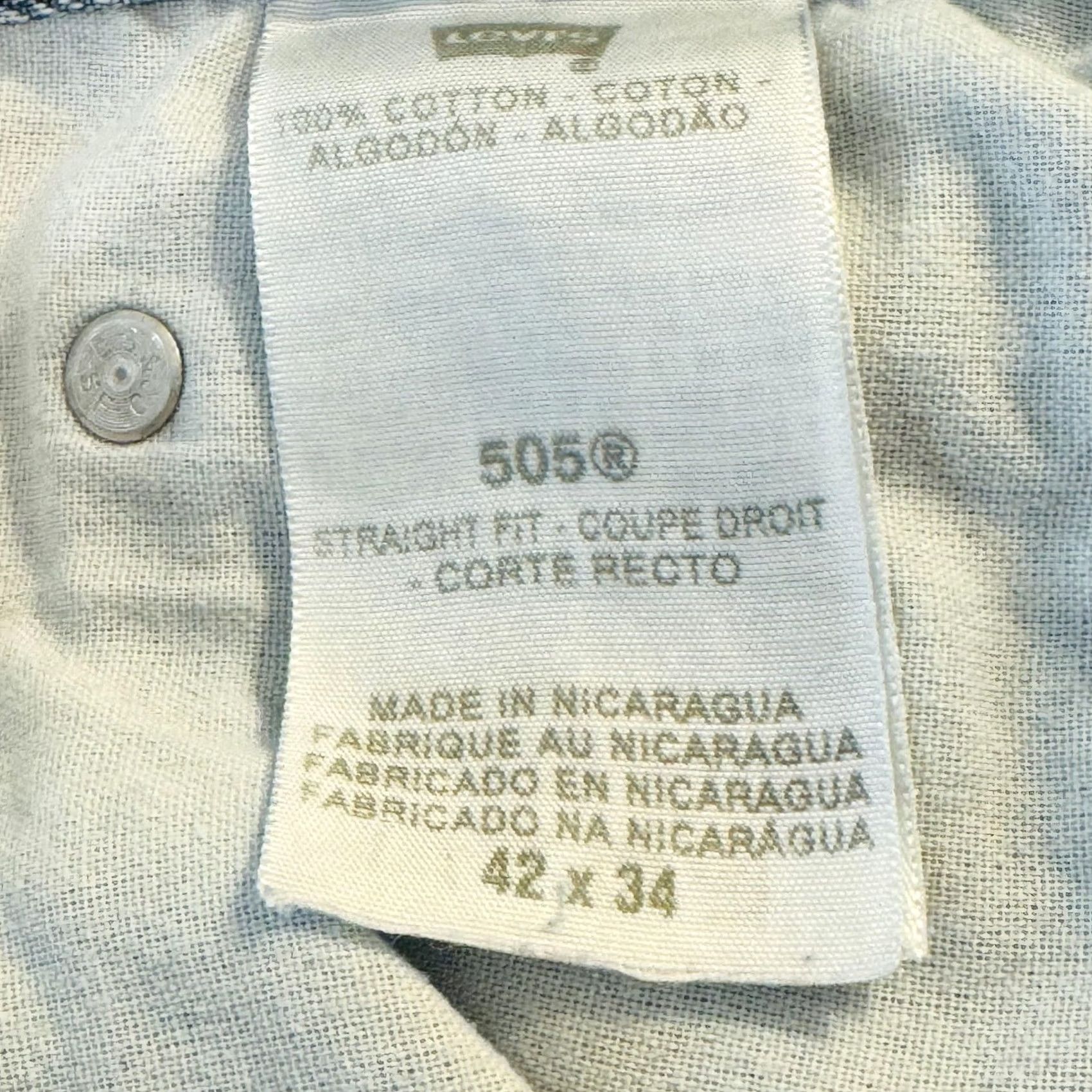 Levi's VINTAGE Levi's 505 Straight Fit Denim Jean Shorts Mens Size 42 Blue Cutoff Frayed Hem Bermuda Distressed Pockets Logo Patch USA 90s/USA Mens Size US 42 / EU 58 - 7 Thumbnail