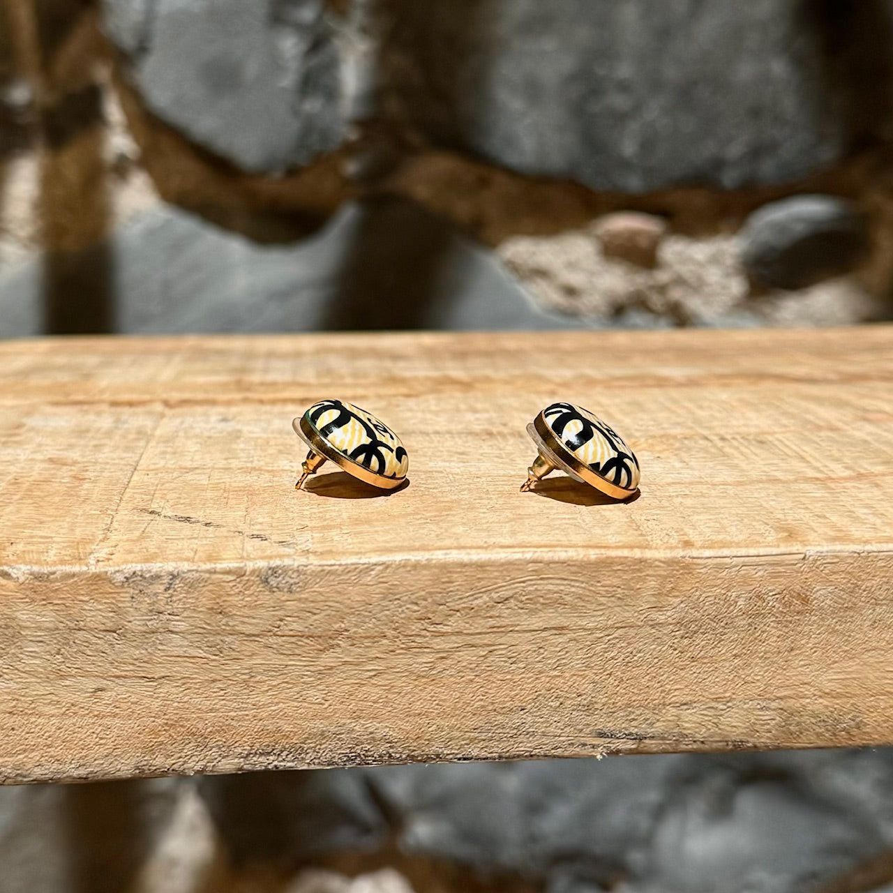 Chanel Chanel 2002 02P CC Logo Striped Round Stud Earrings Size ONE SIZE - 6 Thumbnail