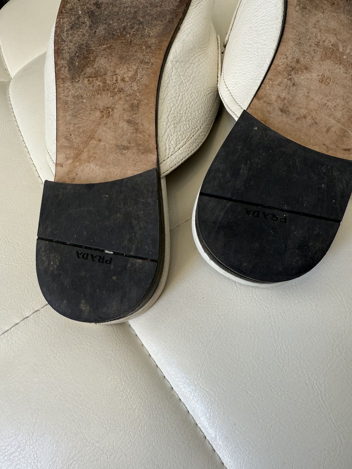 Prada Prada White Leather Backless Loafers Mules Blue Logo Detail Size US 9 / IT 39 - 13 Thumbnail