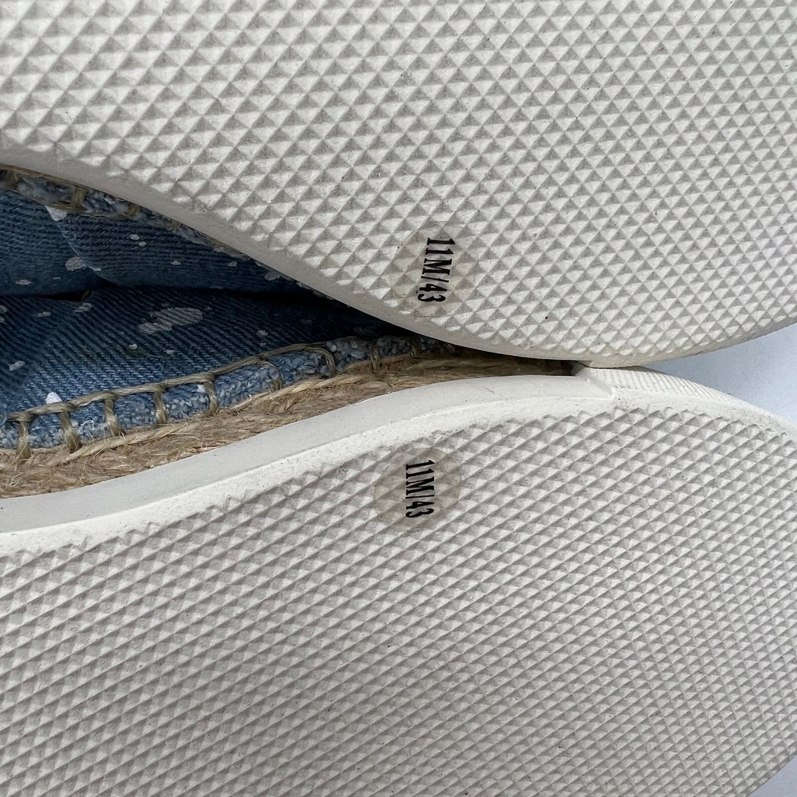 Vince Camuto Vince Camuto Canvas Slip On Size 11M Espadrilles Size US 11 / IT 41 - 9 Thumbnail