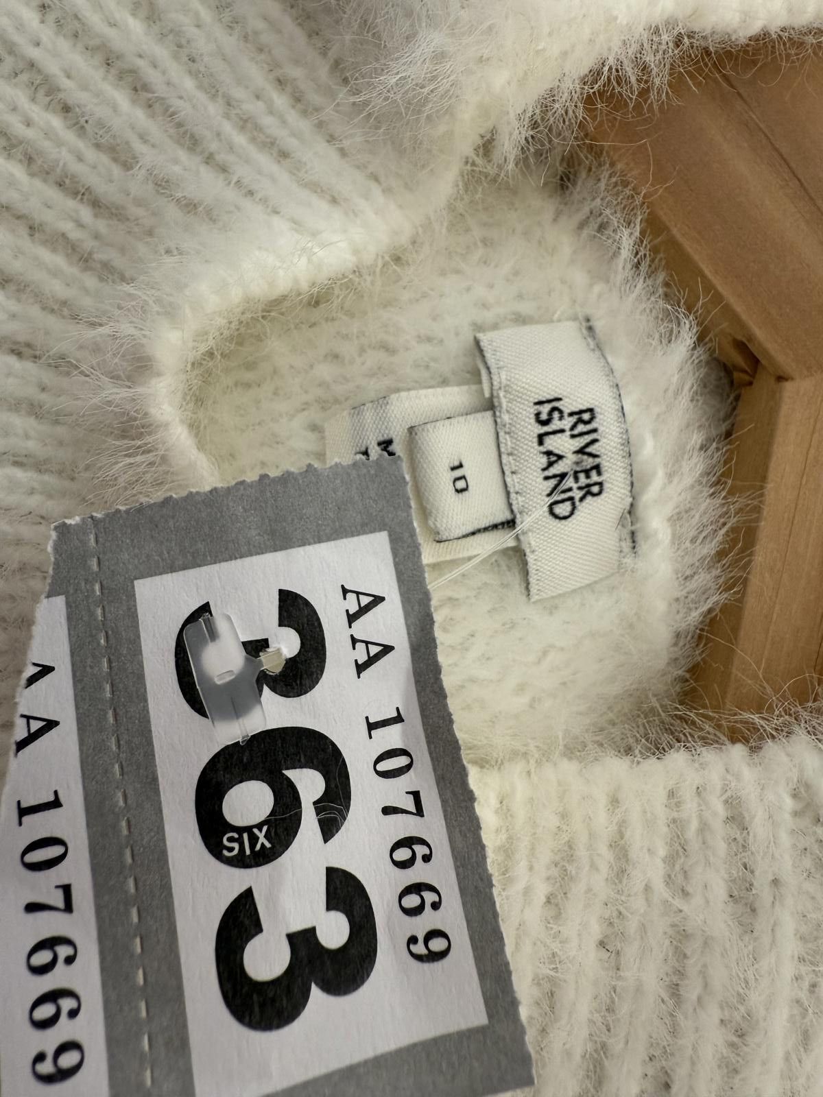 River Island River Island Women's White Textured Knit Sweater with Button Size ONE SIZE - 2 Thumbnail