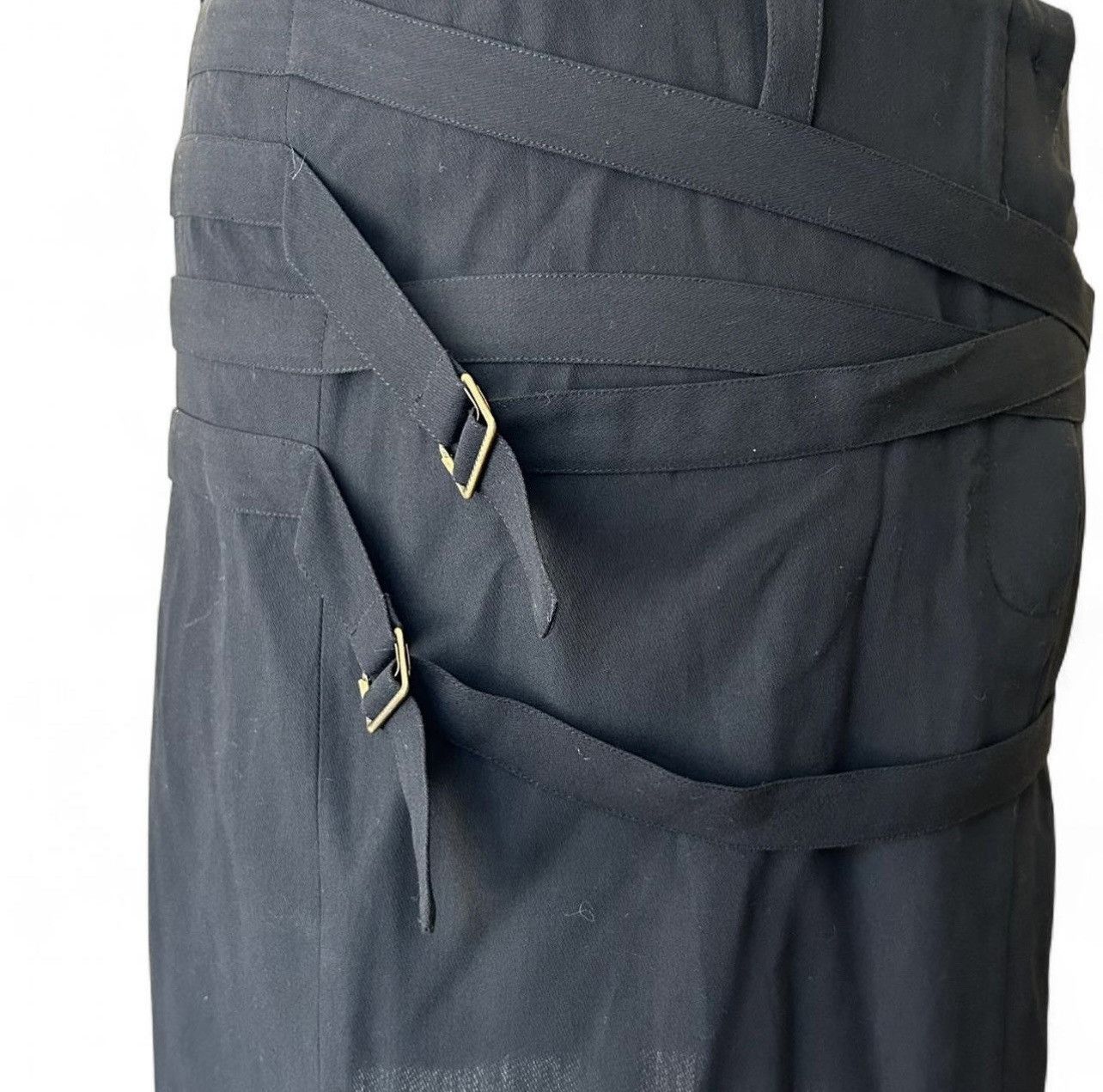 Ann Demeulemeester Ann Demeulemeester Belted Skirt Size 30" / US 8 / IT 44 - 1 Thumbnail