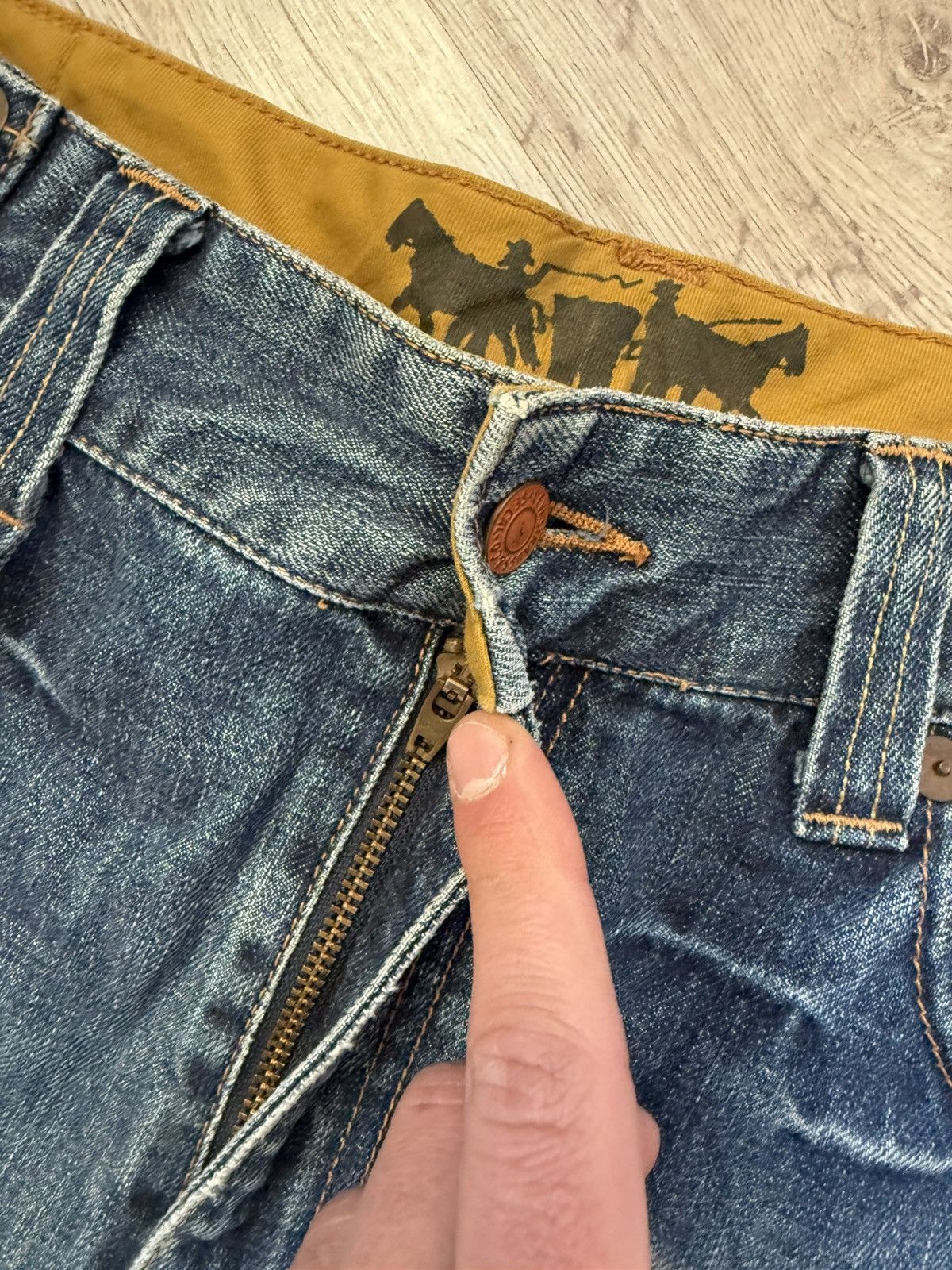 Levi's Levi’s 523 Distressed Jeans Y2K Grunge w Strap Altered Size US 34 / EU 50 - 11 Thumbnail