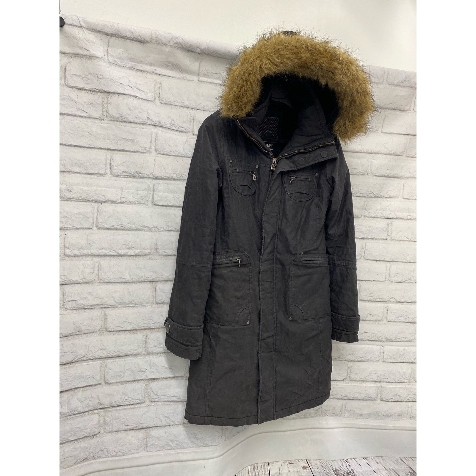 Aritzia Aritzia TNA verbier Parka size Small Black Size S / US 4 / IT 40 - 13 Thumbnail