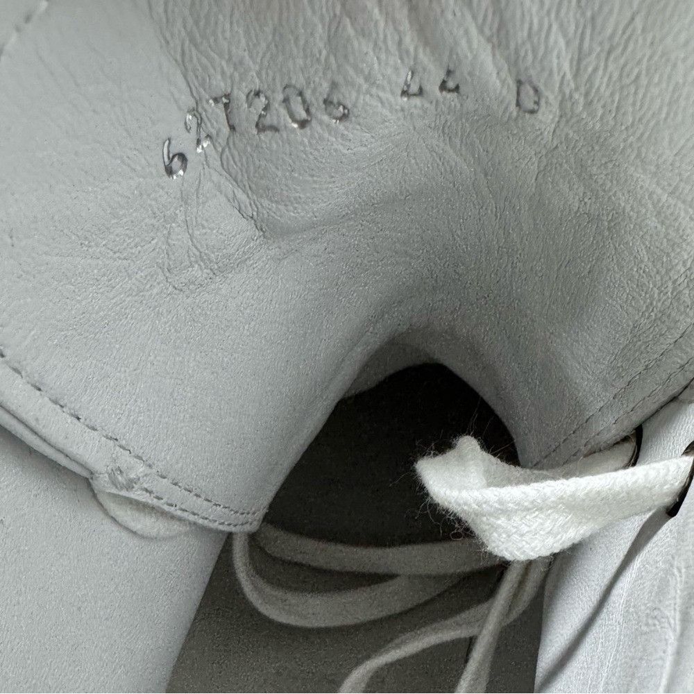 Alexander McQueen Alexander McQueen Tread Slick Boots Sneakers White Men’s Siz Size US 11 / EU 44 - 5 Thumbnail