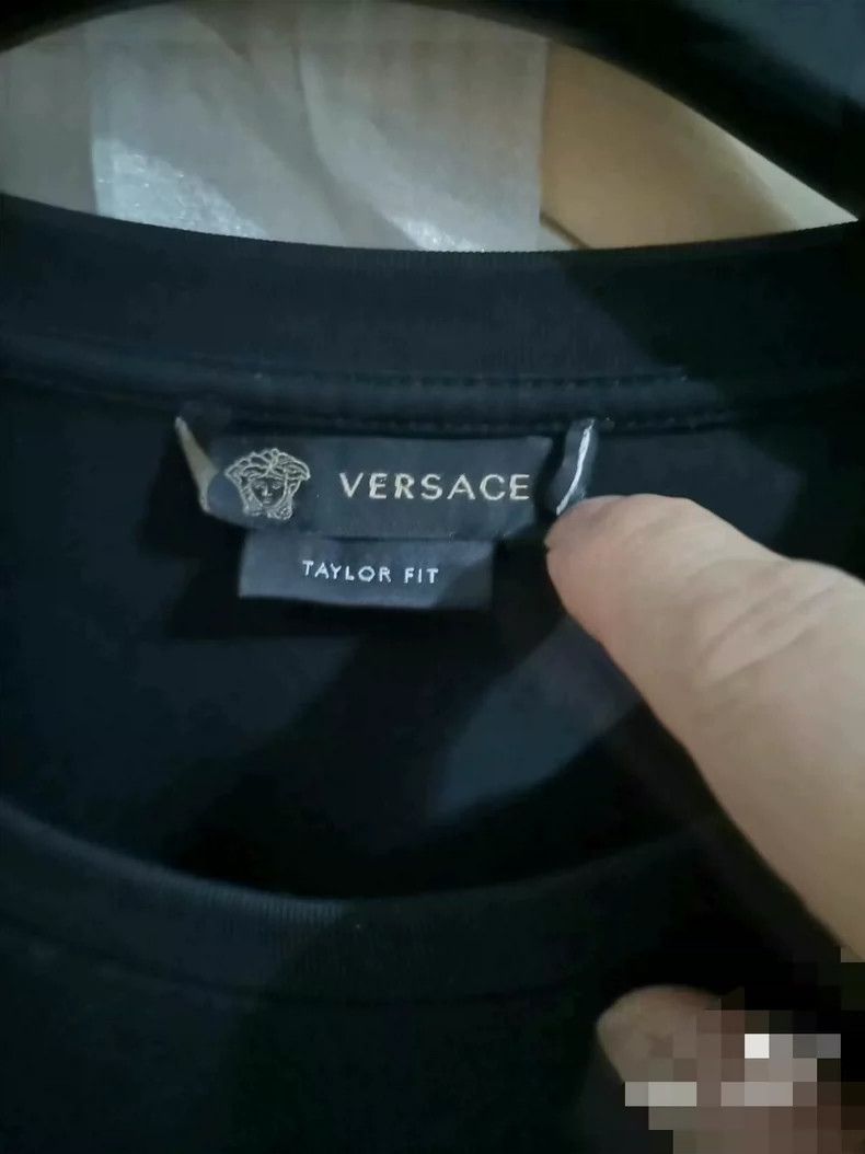 Versace Versace Hand-embroidered short sleeves Size US L / EU 52-54 / 3 - 4 Thumbnail