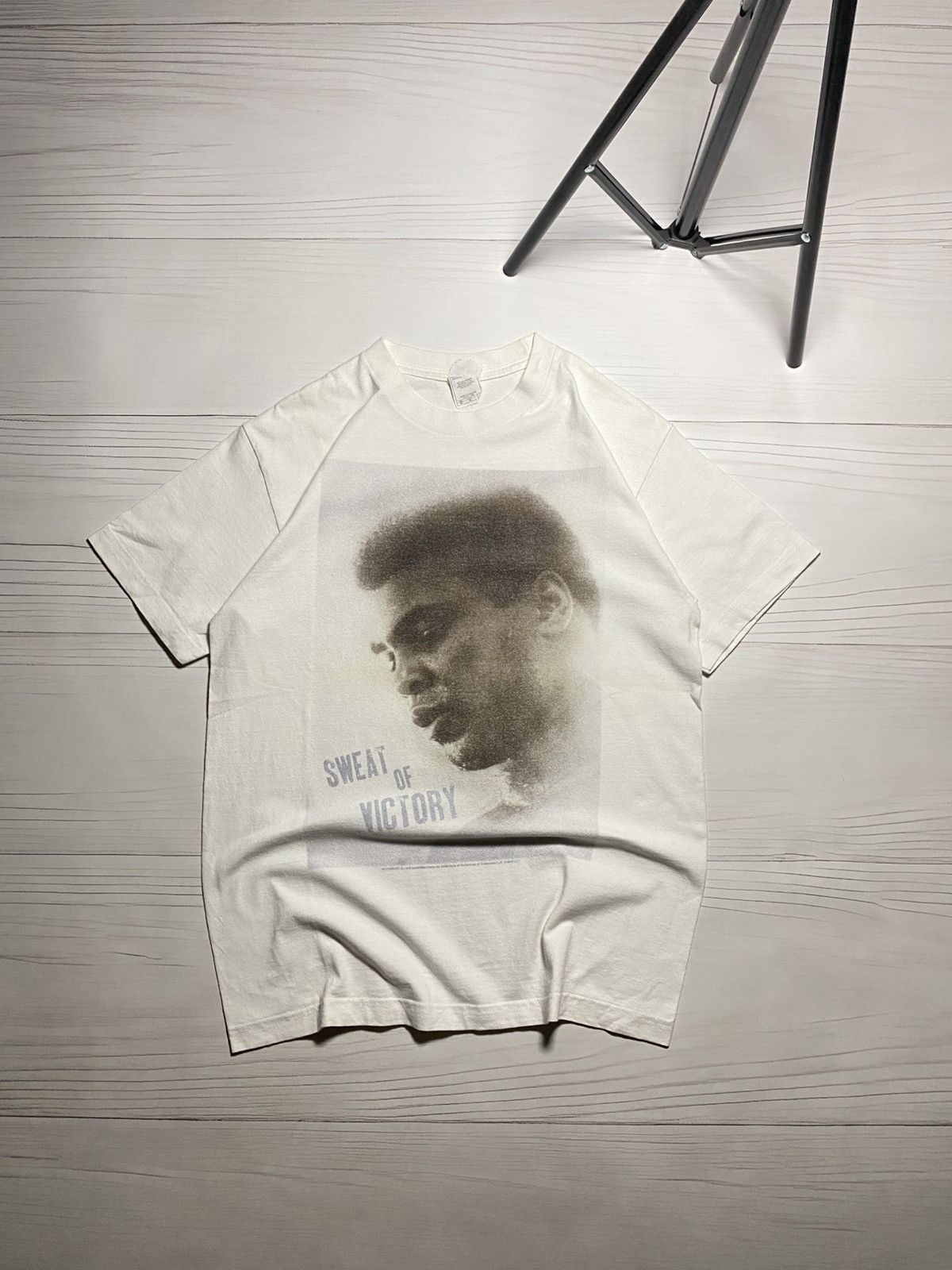 Vintage Vintage 00’s Muhammad Ali Sweat of Victory y2k t shirt Size US M / EU 48-50 / 2 - 1 Thumbnail