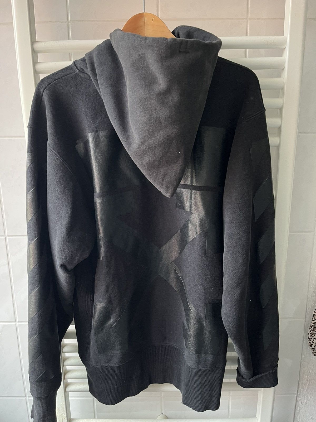 Champion × Off-White champion off white hoodie medium Size US M / EU 48-50 / 2 - 7 Thumbnail