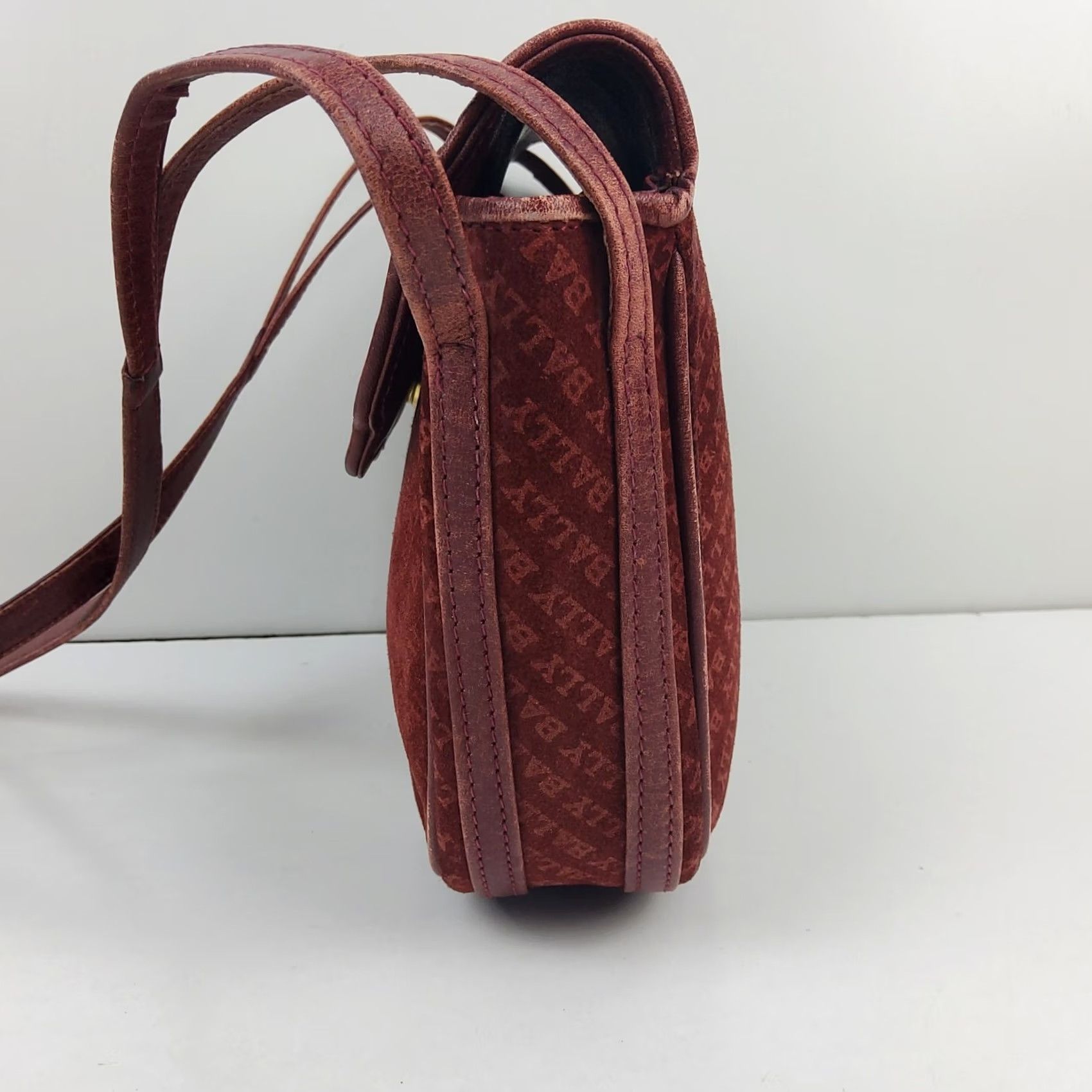 Bally VINTAGE Bally Signature Suede Shoulder Handbag Purse Bordeaux Women Small Bag Size ONE SIZE - 3 Thumbnail
