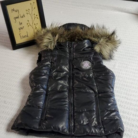 Aeropostale Aeropostale 87 Embellished Insulated Full Zip Sz XS Vest w Z Size XS / US 0-2 / IT 36-38 - 1 Thumbnail