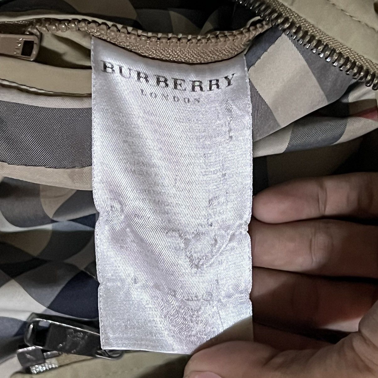 Burberry Burberry Small Logo Bomber Jacket Size US L / EU 52-54 / 3 - 22 Thumbnail