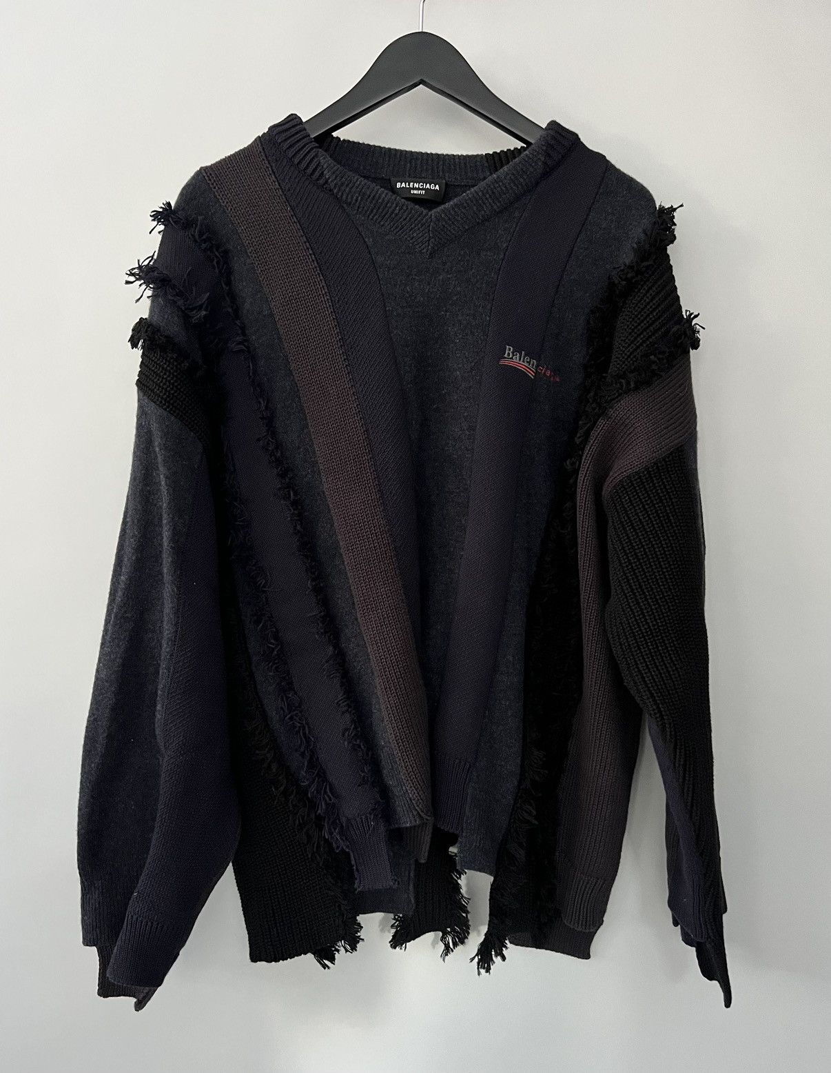 Balenciaga Balenciaga Balenciaga Cut Up Sweater Size US XS / EU 42 / 0 - 6 Thumbnail