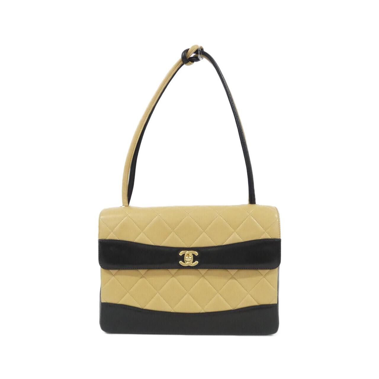 Chanel Chanel Chanel Lambskin Shoulder Bag Leather Shoulder Bag DUTY FREE for USA Size ONE SIZE - 1 Thumbnail