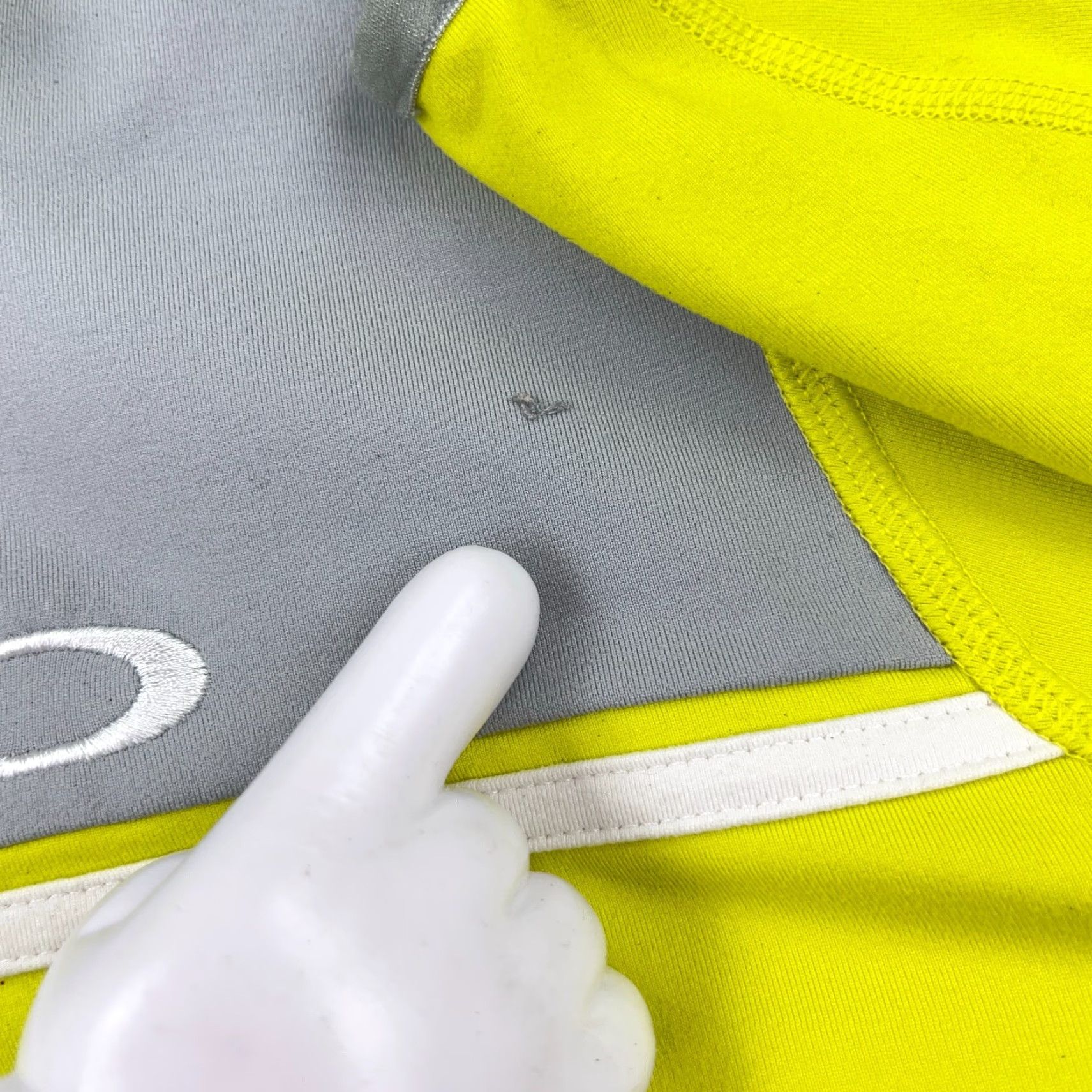 Oakley Oakley Sweatshirt Men Small Neon Yellow Pullover 1/4 Zip Performance Size US S / EU 44-46 / 1 - 5 Thumbnail