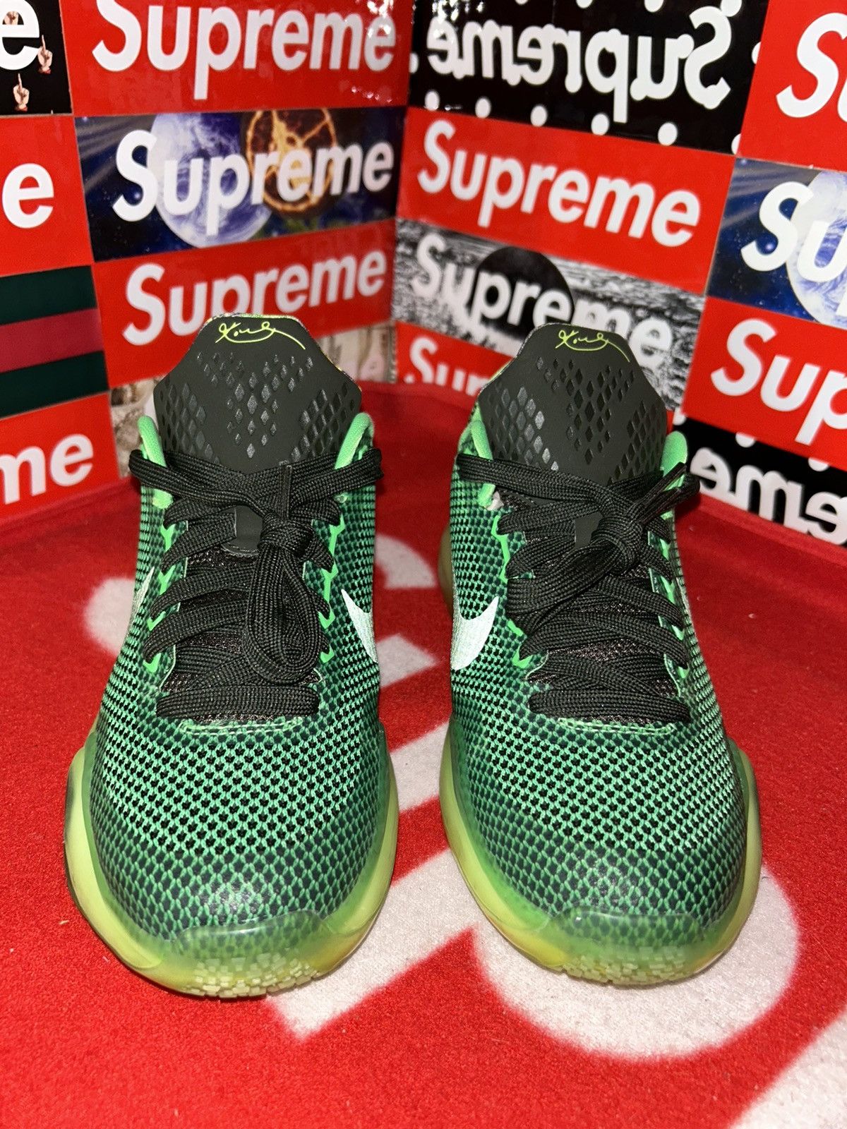 Nike Nike Kobe 10 Vino GS 726067-333 size 3.5y VNDS Size US 5 / EU 37 - 3 Thumbnail