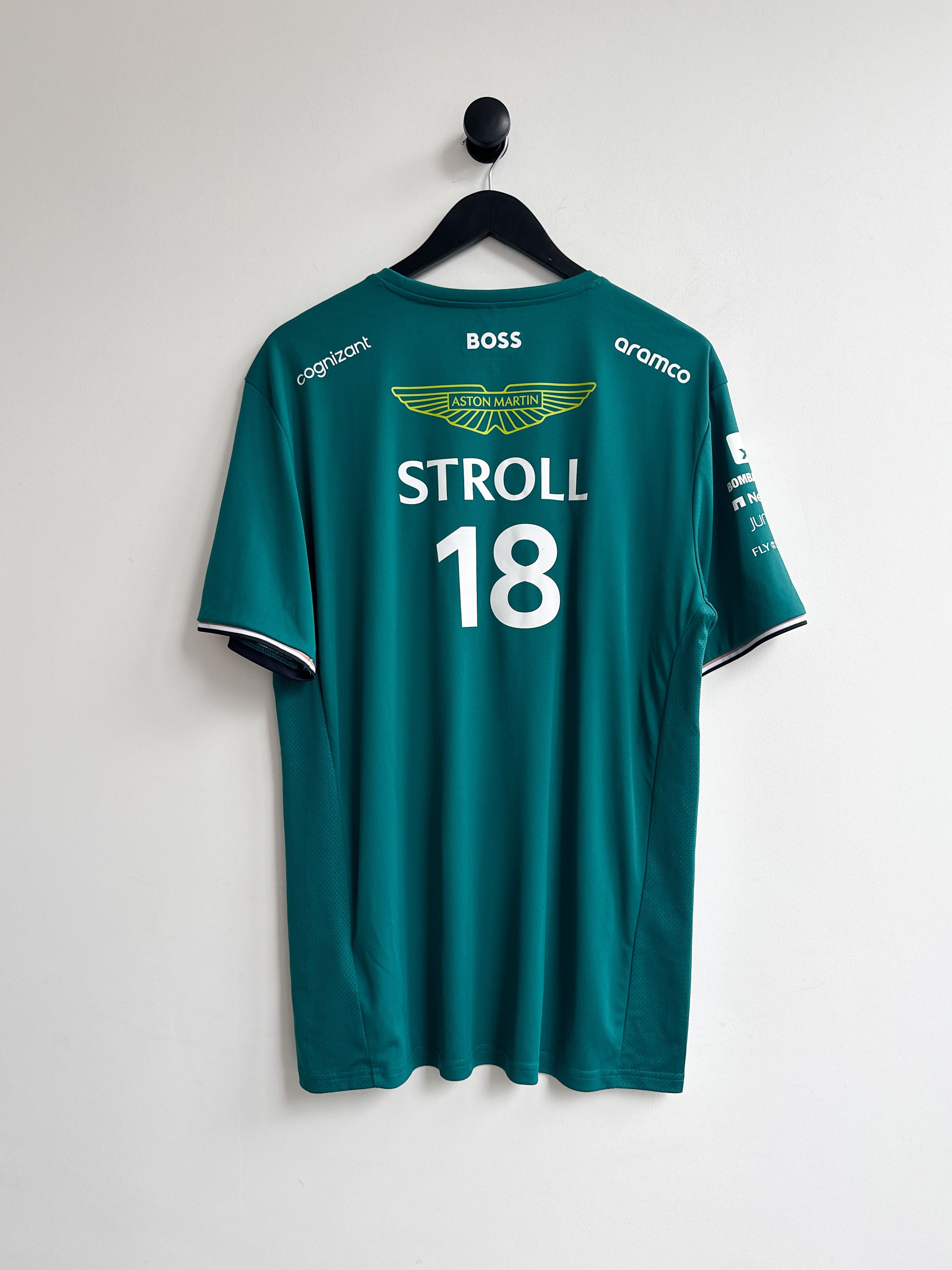 Formula 1 Aston Martin Formula 1 Team Tee Jersey Size US XL / EU 56 / 4 - 2 Thumbnail