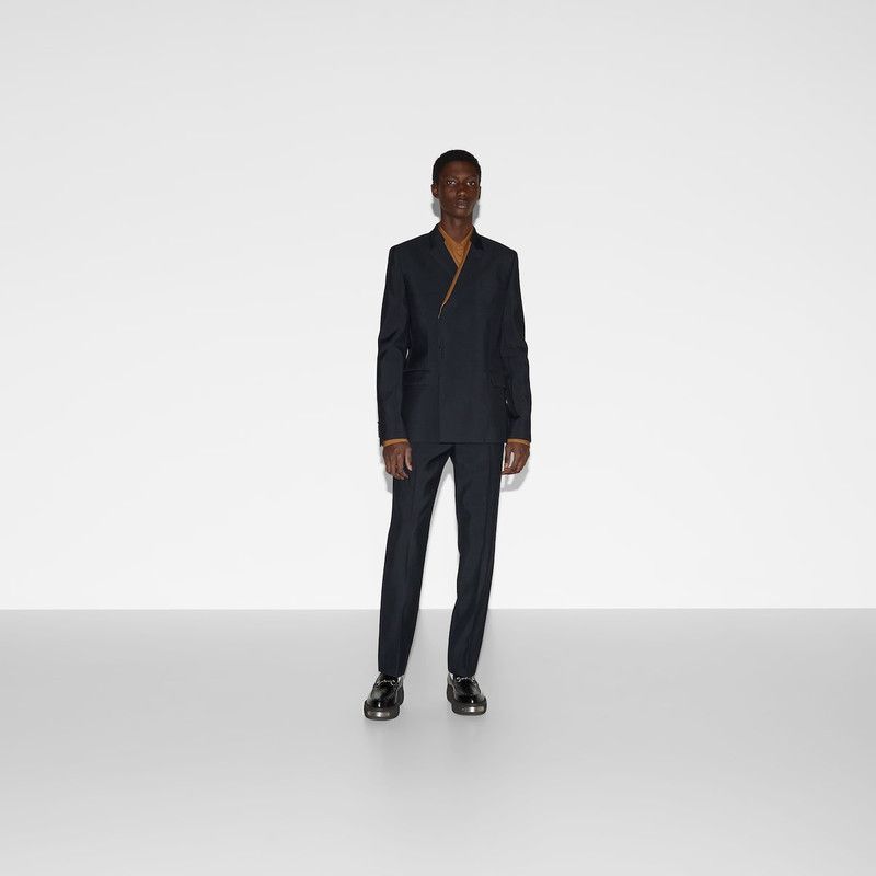 Gucci o1s1wg110426 Fitted Wool Jacket in Navy Blue Size US S / EU 44-46 / 1 - 2 Thumbnail