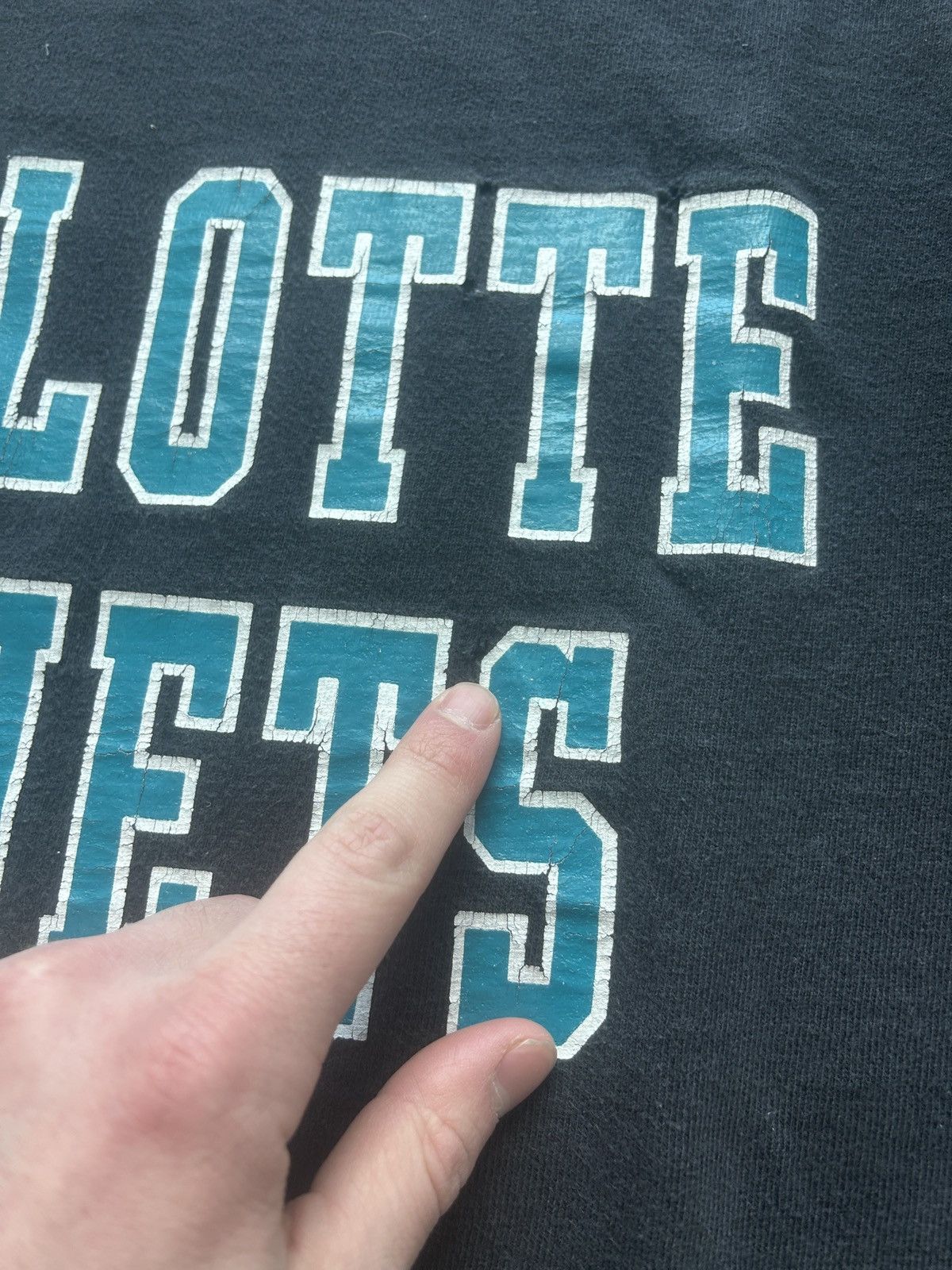Champion × NBA × Vintage Vintage 90s Charlotte Hornets Graphic Tee Size US XL / EU 56 / 4 - 5 Thumbnail