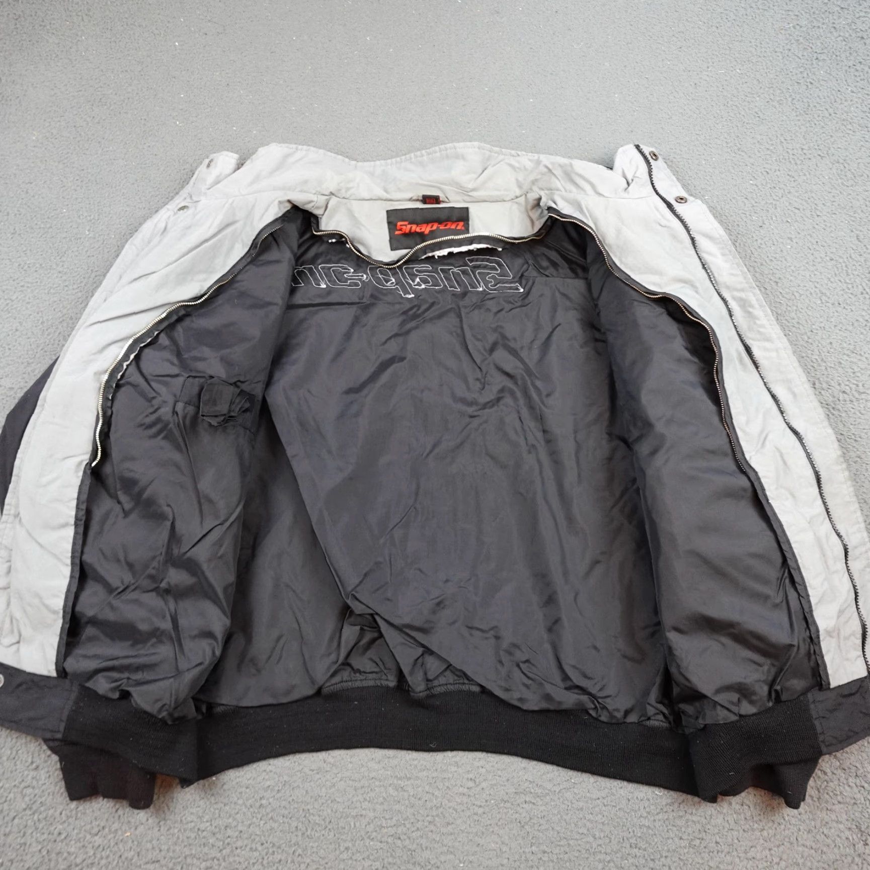 Vintage VINTAGE Snap-on Jacket Mens 2XL Black Nylon Bomber Full Zip Insulated Lined Pockets Size US XXL / EU 58 / 5 - 4 Thumbnail
