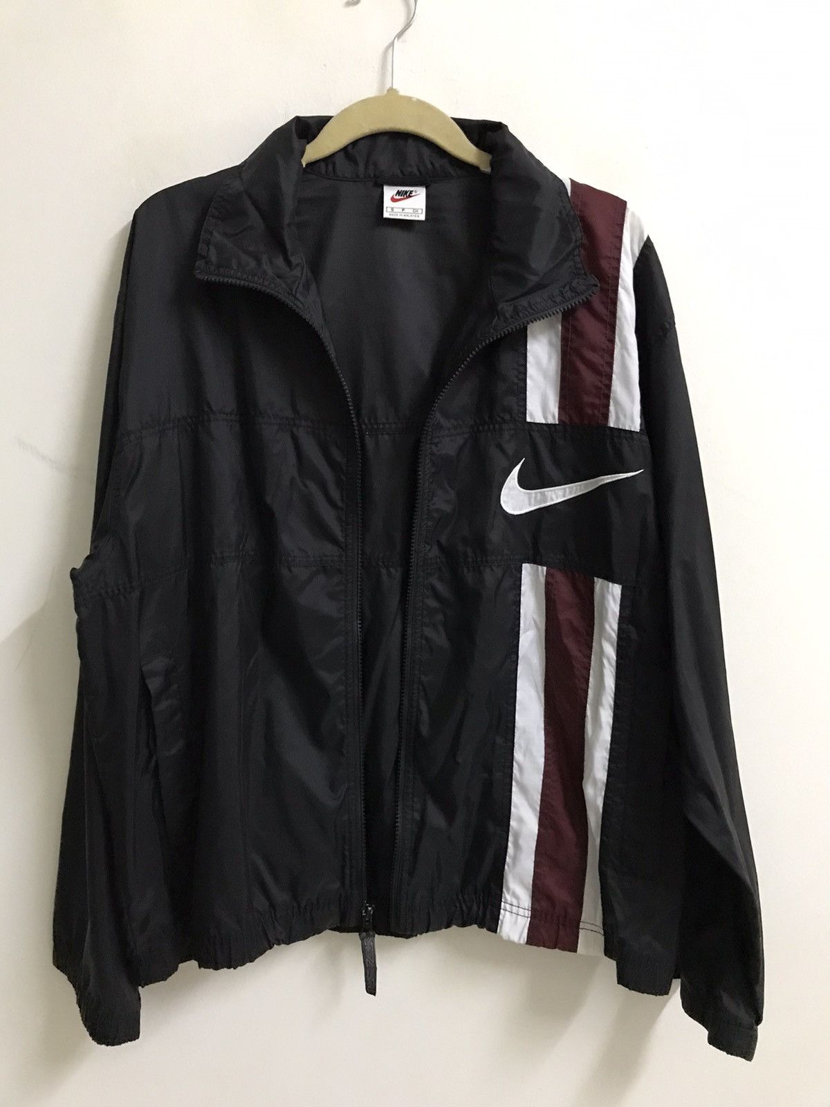 Nike Vintage Big Swoosh Windbreaker Jacket