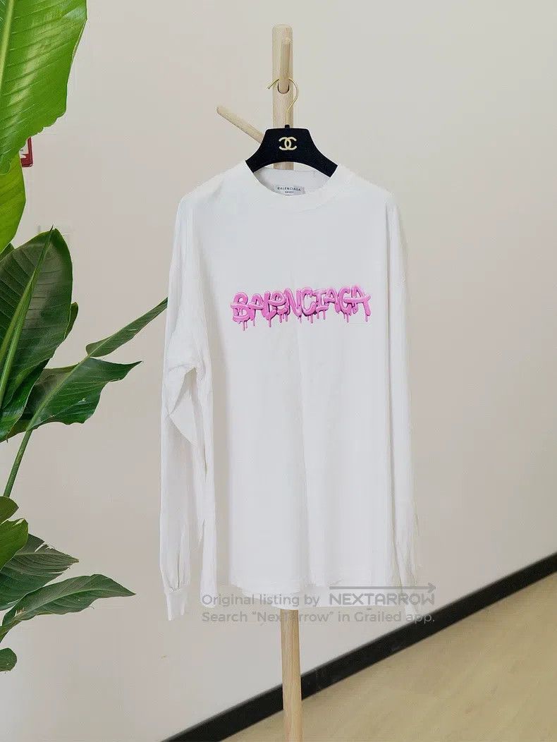 Balenciaga Balenciaga Jelly Drippy Logo Long Sleeve Sweatshirt, Size Size US XS / EU 42 / 0 - 1 Thumbnail