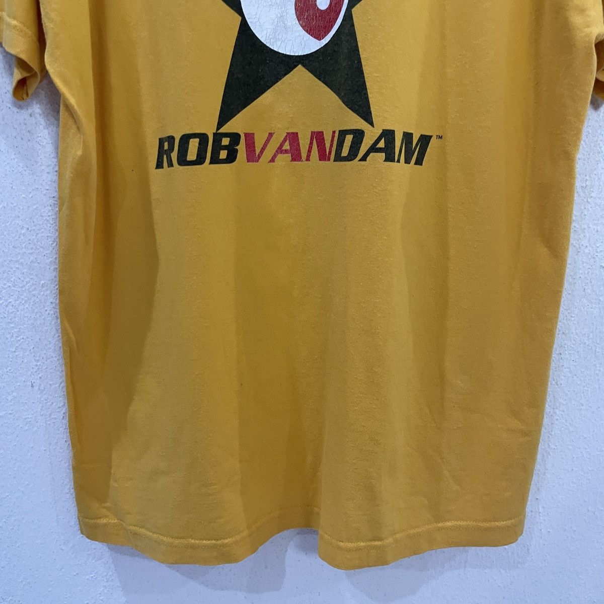 WWE Vintage 90s Rob Van Dam RVD Wwe T-shirt Size US L / EU 52-54 / 3 - 4 Thumbnail