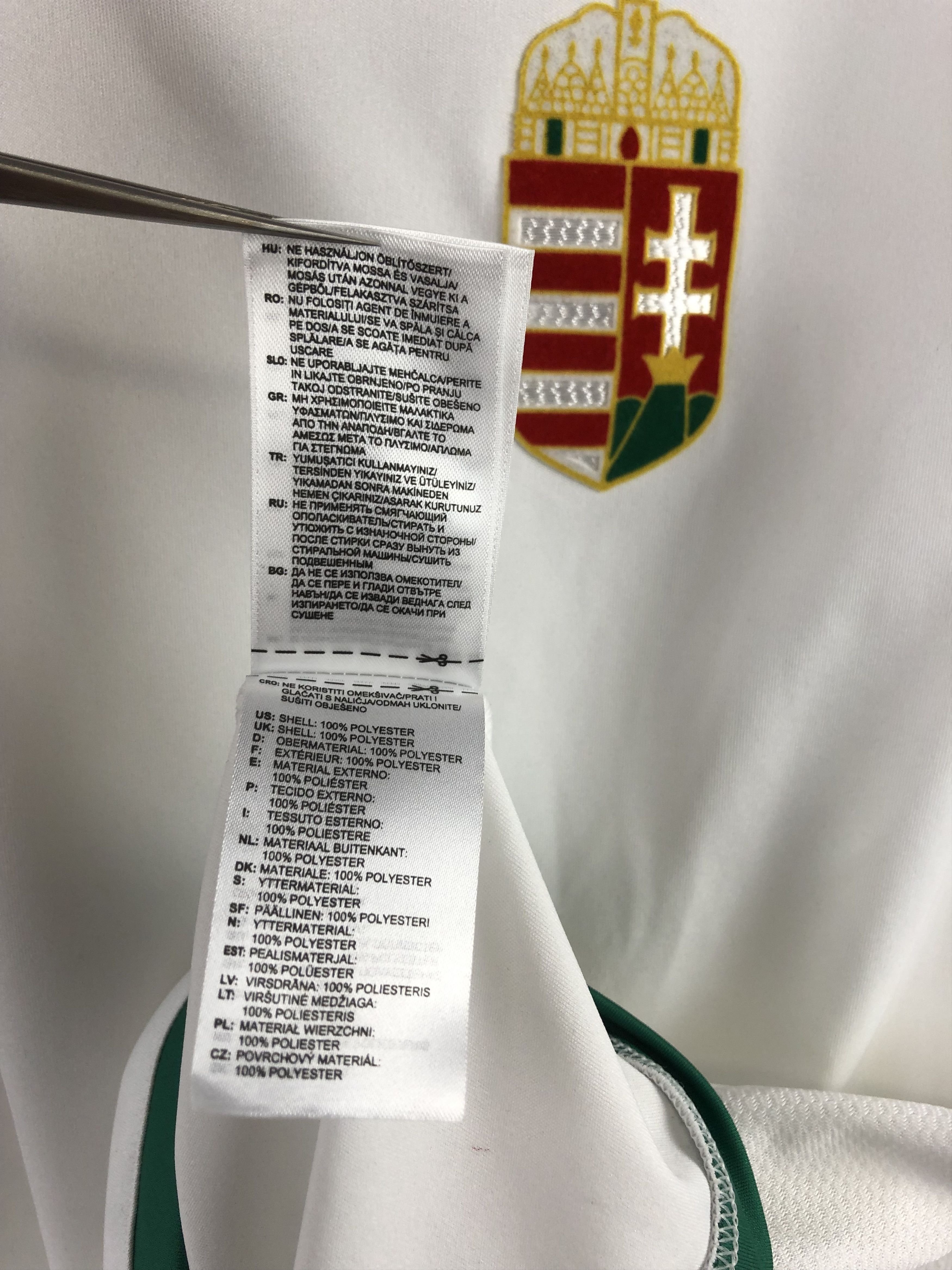 Adidas Hungary football shirt 2016 Soccer Jersey National Team Rare Size US M / EU 48-50 / 2 - 13 Thumbnail