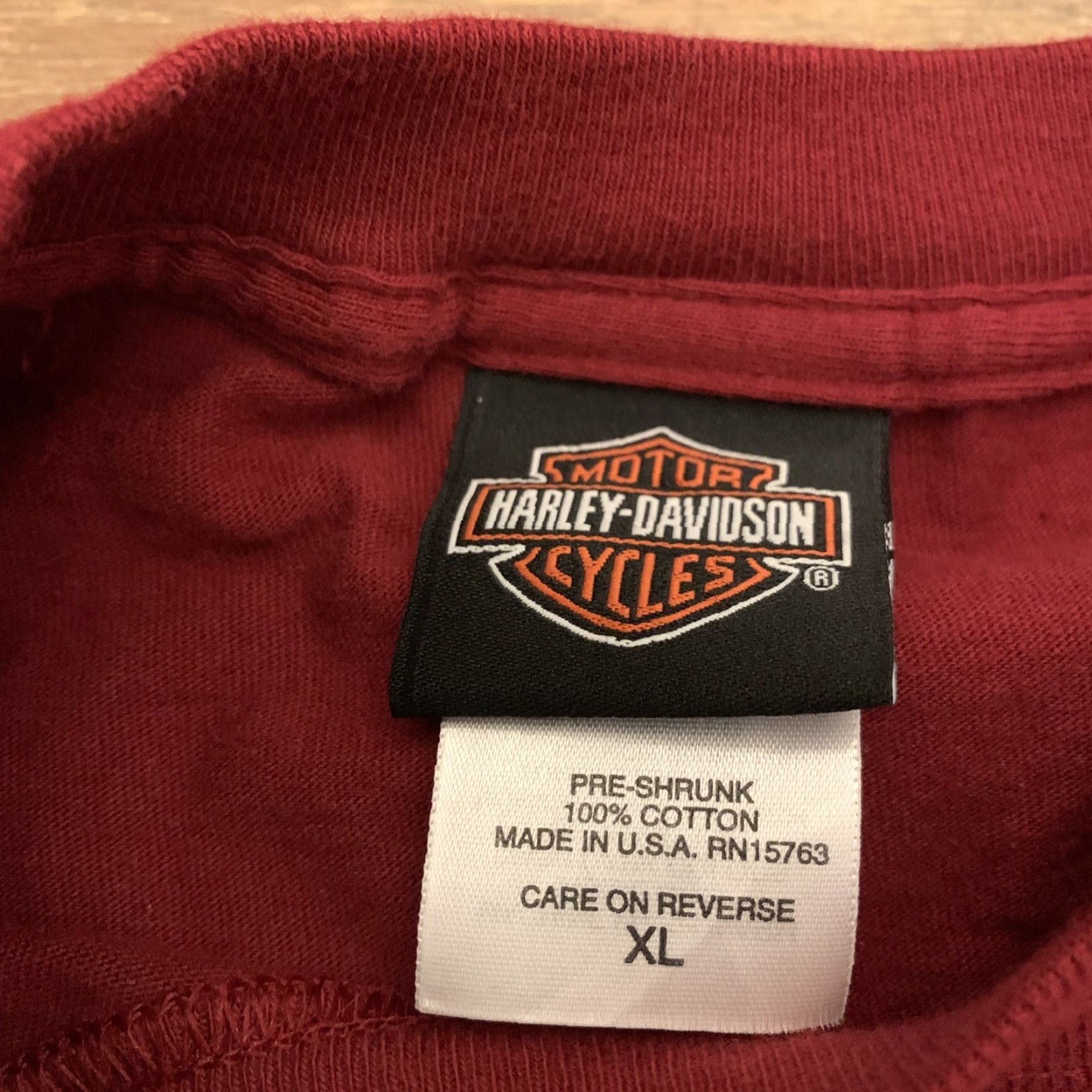 Harley Davidson VINTAGE Harley-Davidson T-Shirt Seacoast Hampton NH Double-Sided Burgundy 2003 XL Mens Vintage Motorcycle Graphic Shirt Size US XL / EU 56 / 4 - 3 Thumbnail