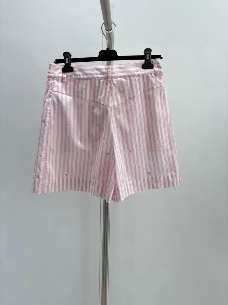 Chanel Chanel Spring and summer new Coco Beach series pink and wh Size 24" / US 00 / IT 34 - 2 Thumbnail