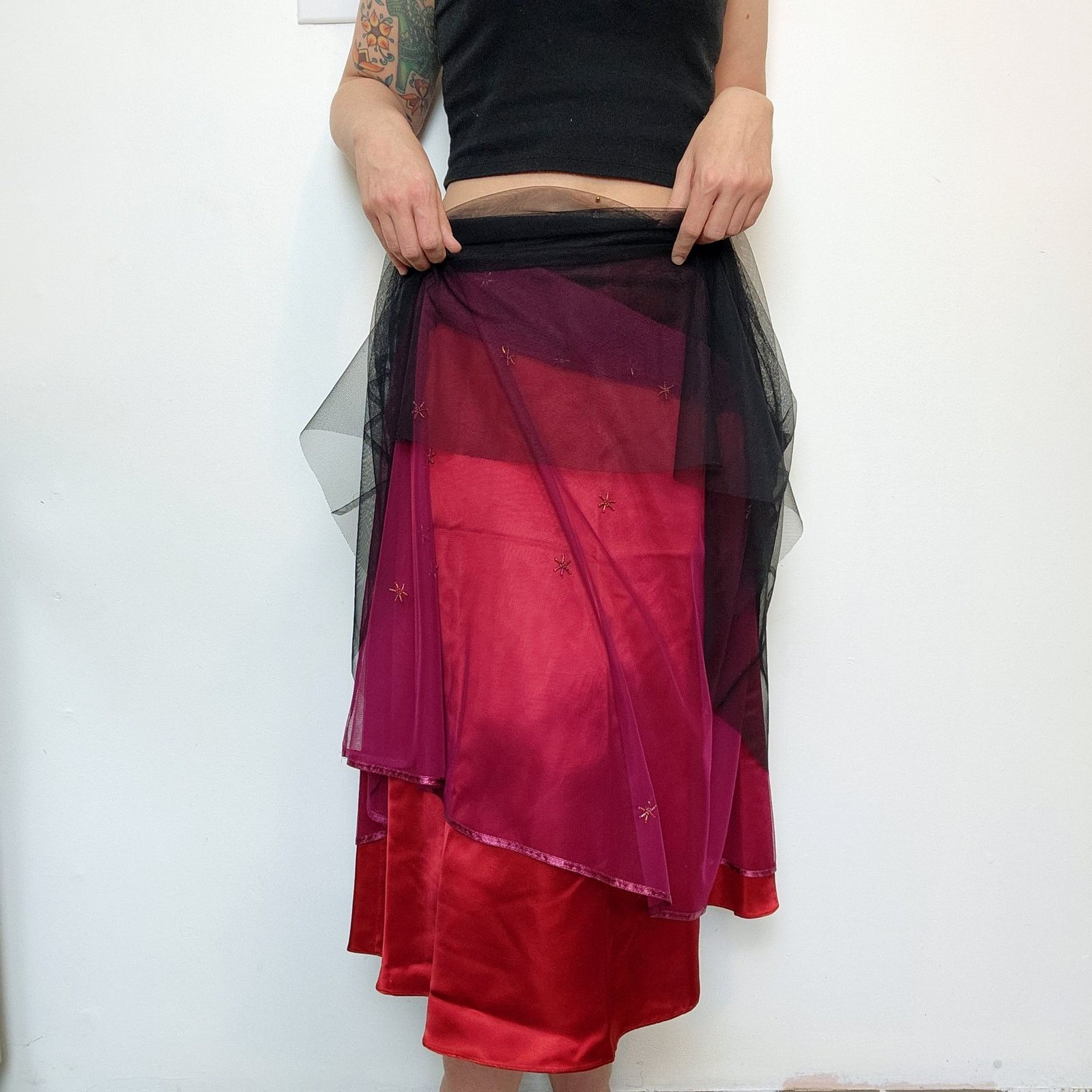 Express Express World Brand Mesh Overlay Beaded Maxi Skirt Y2K 11/12 Size 34" / US 12 / IT 48 - 3 Thumbnail