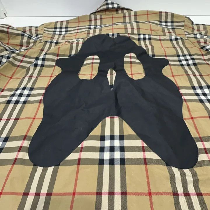 Burberry Burberry Burberry SS22 Cartoon Monster Print Long Sleeve S Size US M / EU 48-50 / 2 - 6 Thumbnail