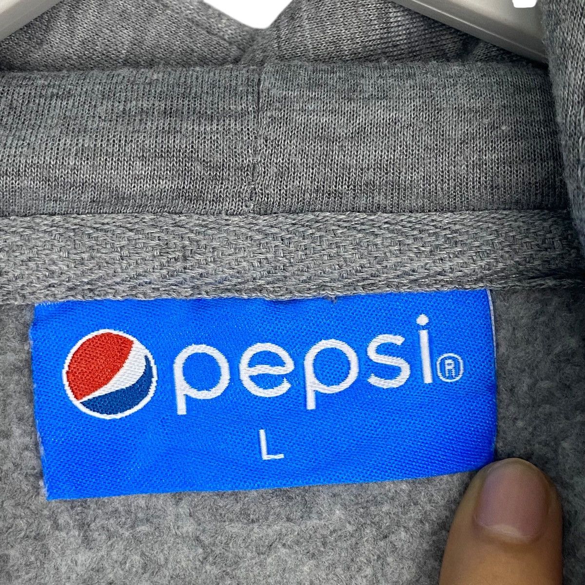Other Vintage Pepsi Hoodie Sweater Grey Big Logo Pullover Size L Size US L / EU 52-54 / 3 - 5 Thumbnail