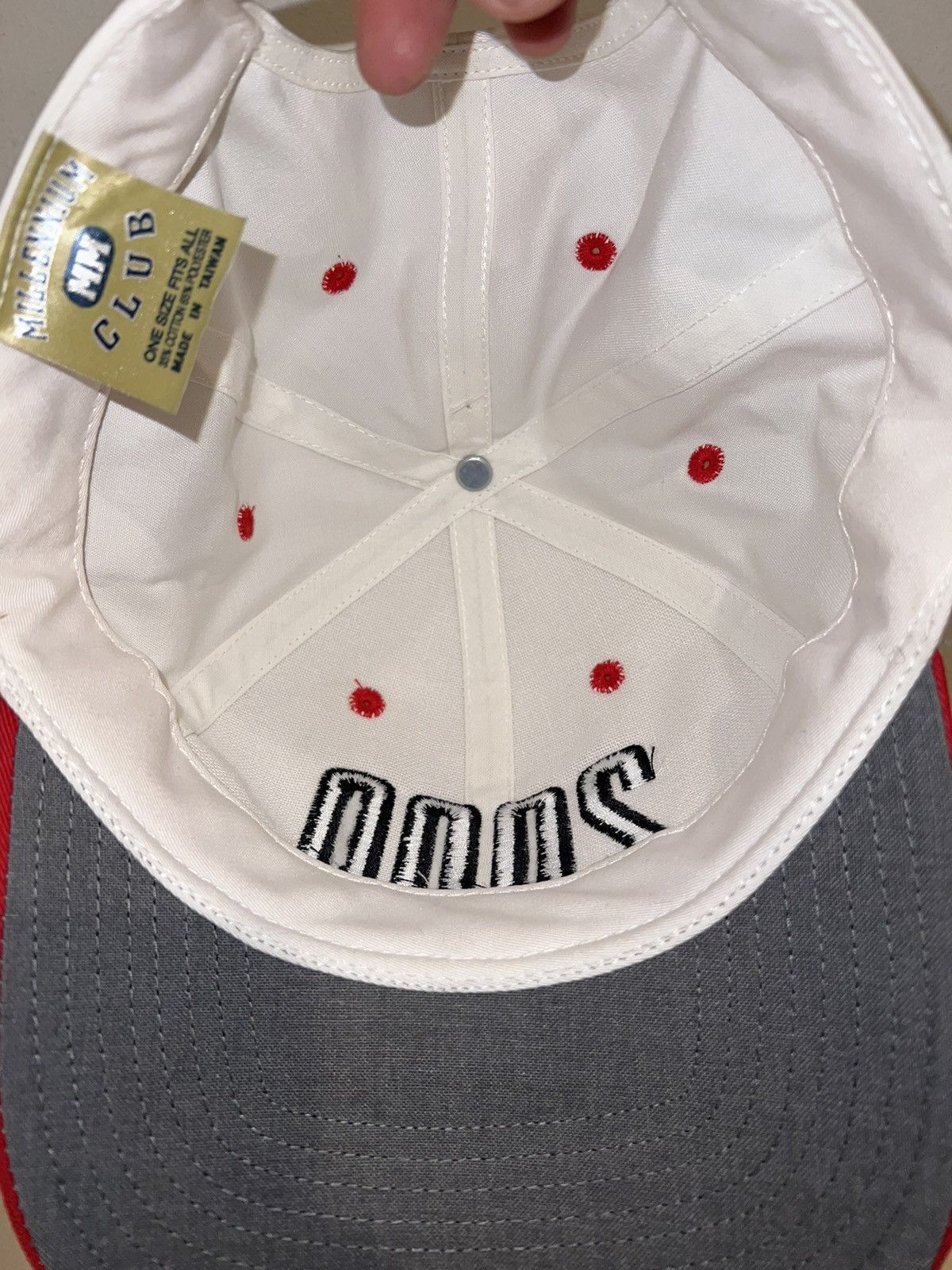 Vintage Vintage Millennium 2000 hat Size ONE SIZE - 4 Thumbnail
