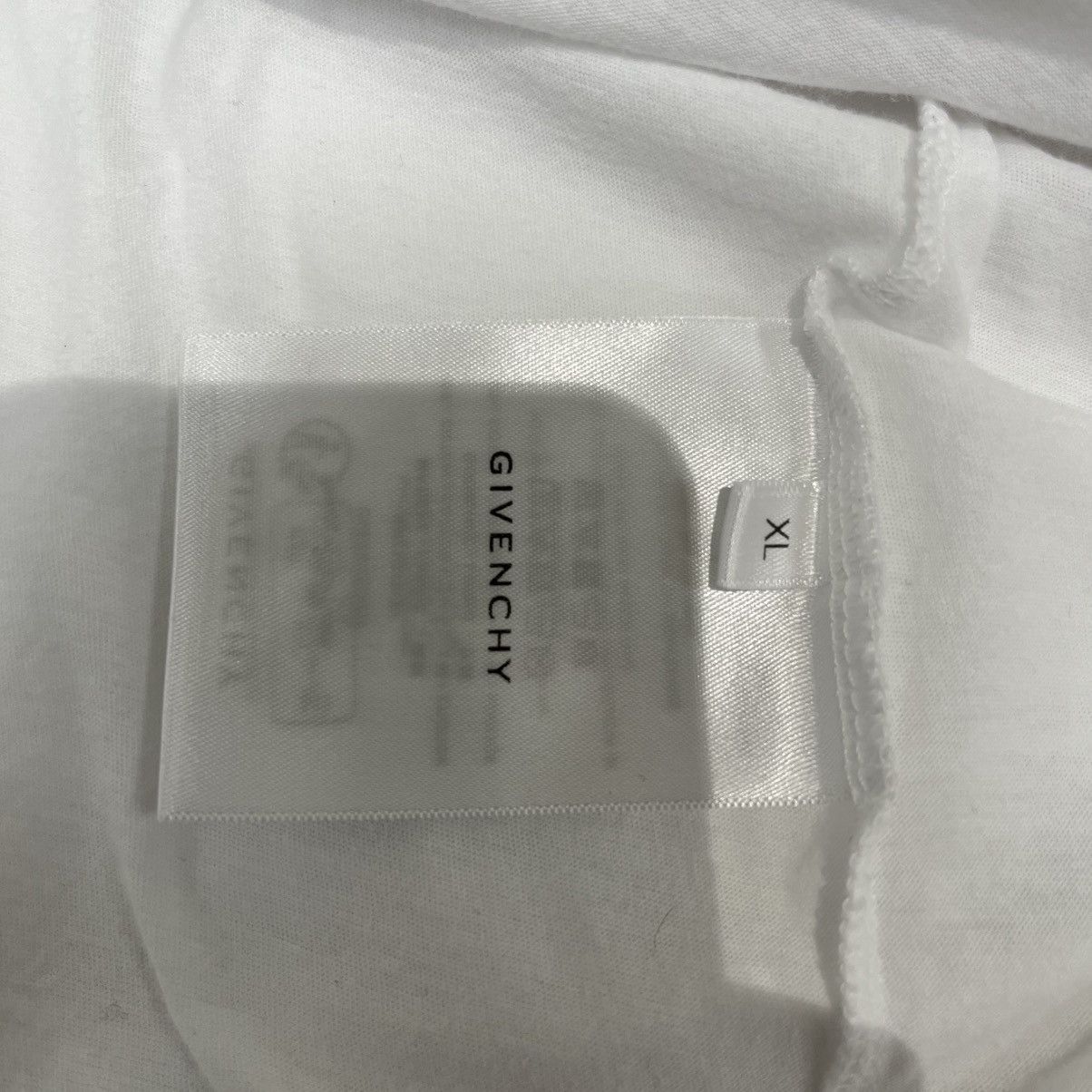Givenchy Givenchy Logo Distressed Tee White Size US XL / EU 56 / 4 - 6 Thumbnail