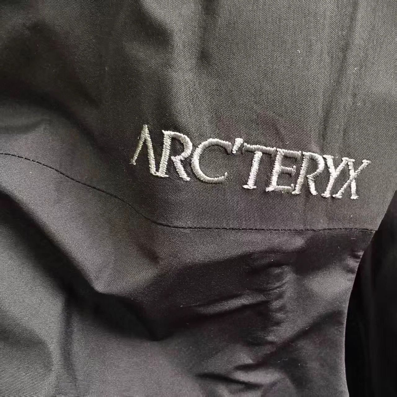 Arc'teryx Arcteryx BETA LIGHTWEIGHT Jacket Size S / US 4 / IT 40 - 3 Thumbnail