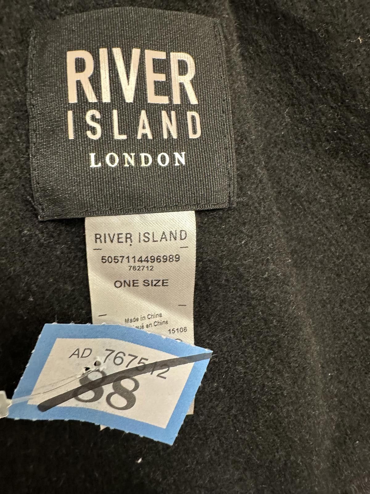 River Island River Island Black Faux Fur Scarf - One Size Size ONE SIZE - 2 Thumbnail