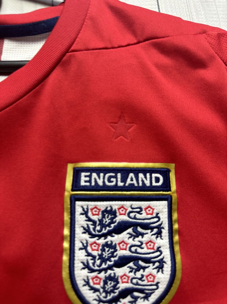 Umbro × Vintage Vintage Umbro red England soccer jersey size XL 9 Rooney Size US XL / EU 56 / 4 - 6 Thumbnail