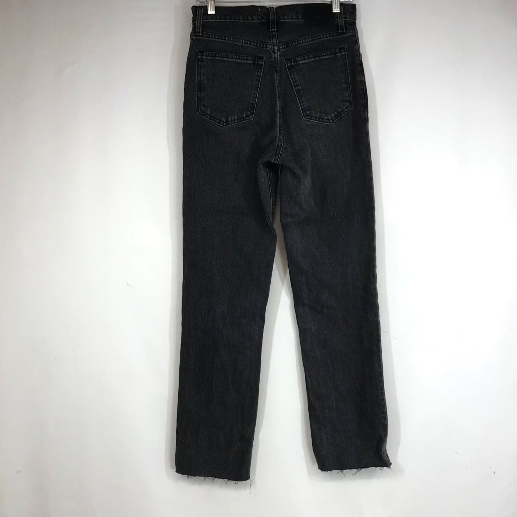 Abercrombie & Fitch Abercrombie & Fitch The 90s Straight Ultra High Rise Washed Black Jeans 27 4XL Size 27" / US 4 / IT 40 - 4 Thumbnail