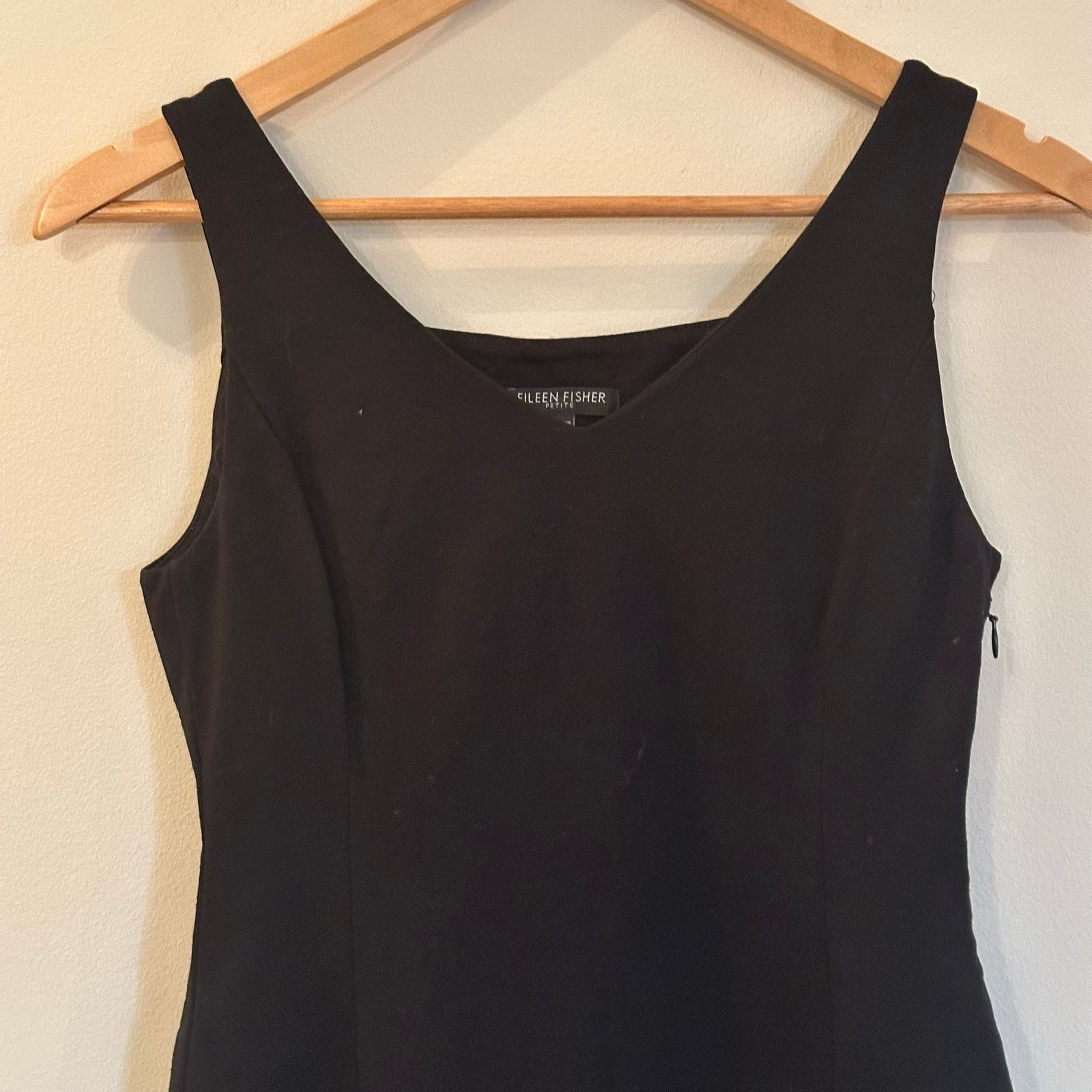 Eileen Fisher Eileen Fisher Black Ponte Knit V Neck Dress Sleeveless Sz PP Size XS / US 0-2 / IT 36-38 - 7 Thumbnail