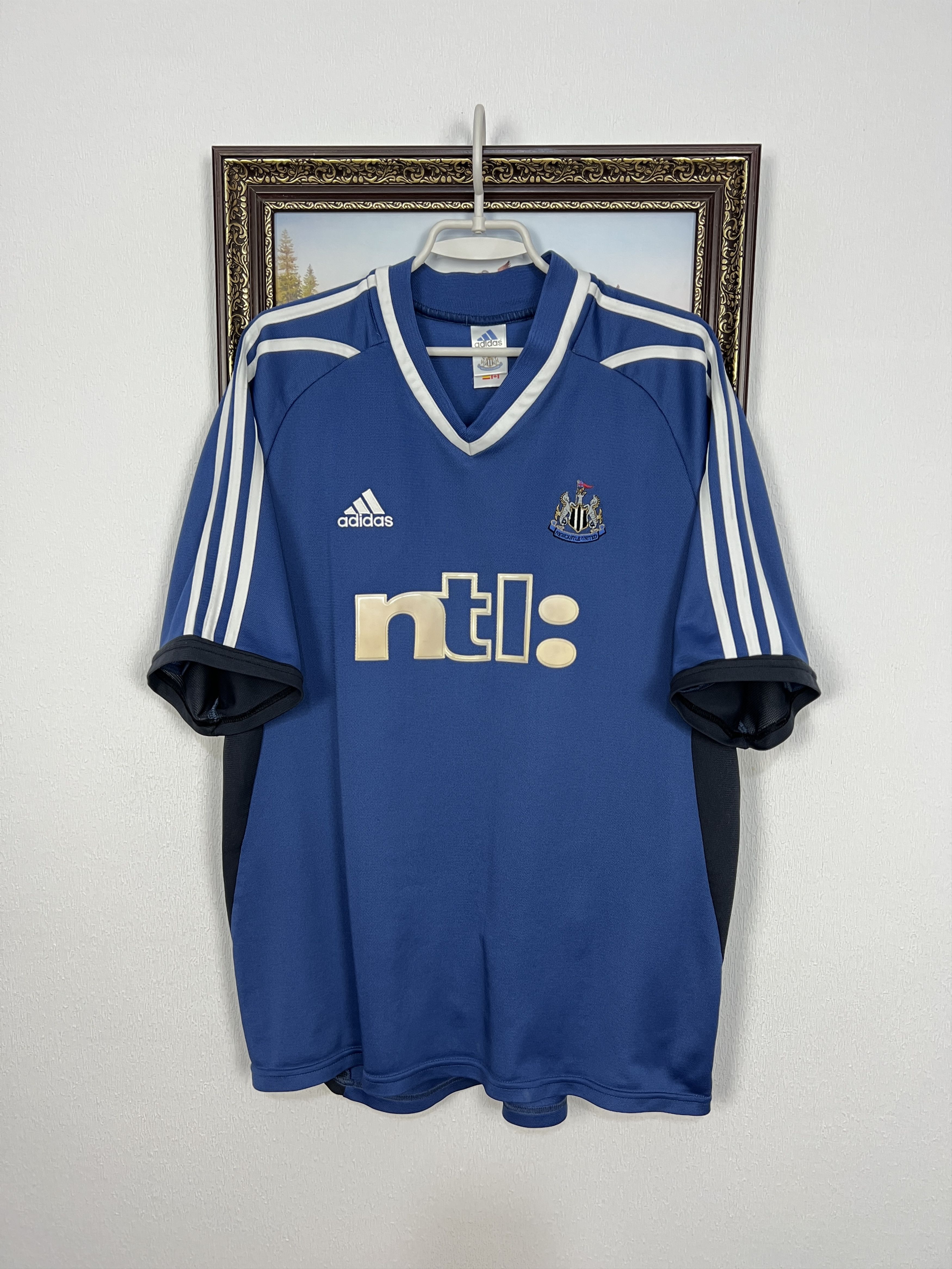 Adidas Newcastle Away football shirt 2001 Soccer Adidas Jersey Size US XXL / EU 58 / 5 - 1 Thumbnail
