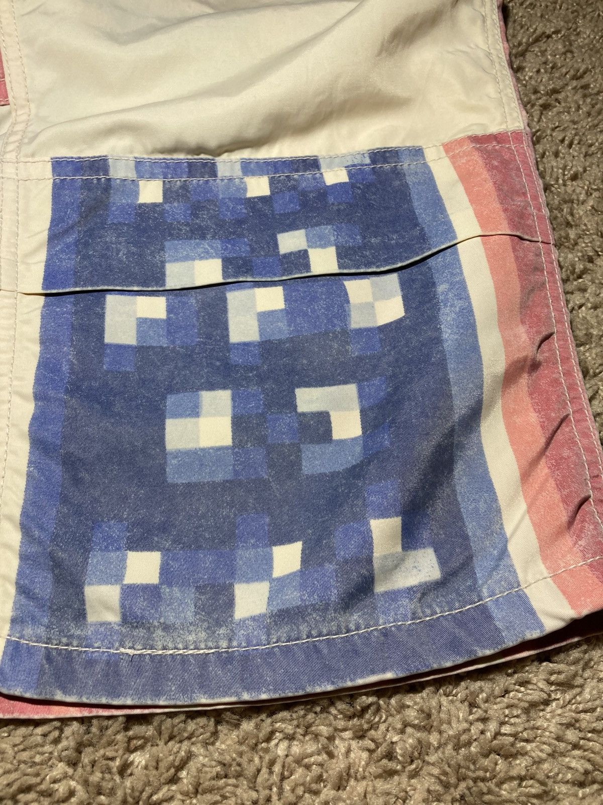 Beauty Beast SS99 Beauty:Beast America Digi Camo Flag Shorts 90s 1999 Size US 28 / EU 44 - 4 Thumbnail