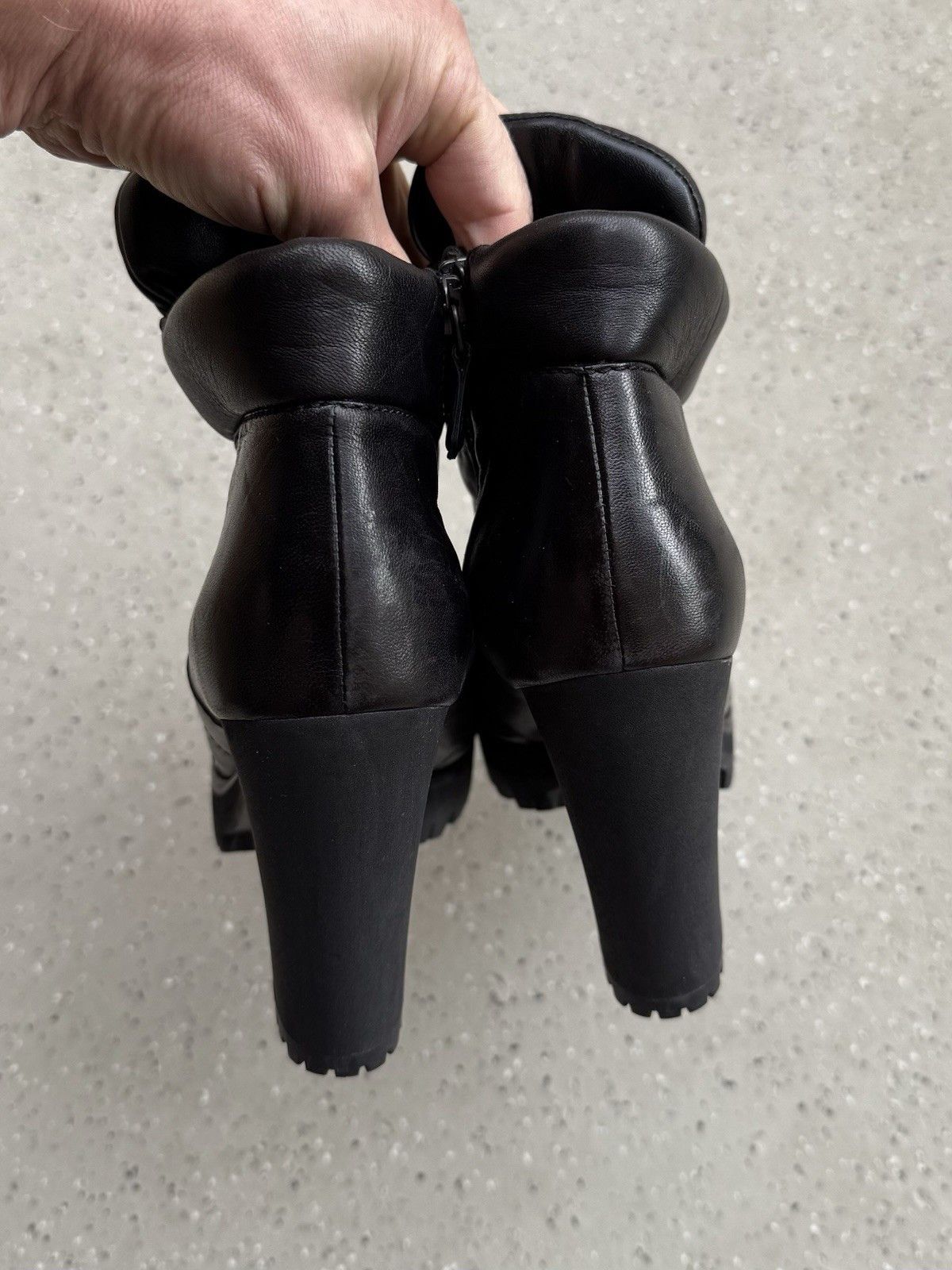 Prada DDP Prada Leather Heeled Boots Quilted Ankle Size 36.5 Size US 6.5 / IT 36.5 - 10 Thumbnail