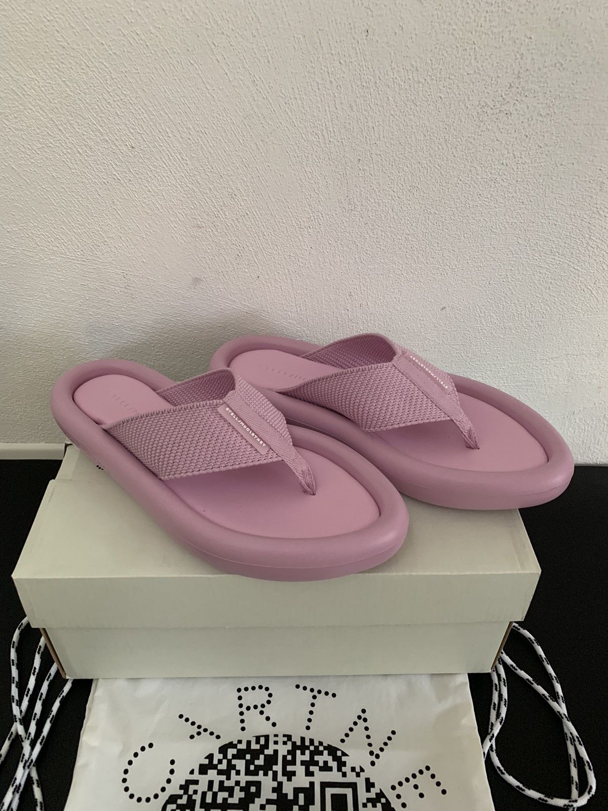 Stella McCartney Stella McCartney Air Slide Flip Flop Size US 9 / IT 39 - 9 Thumbnail